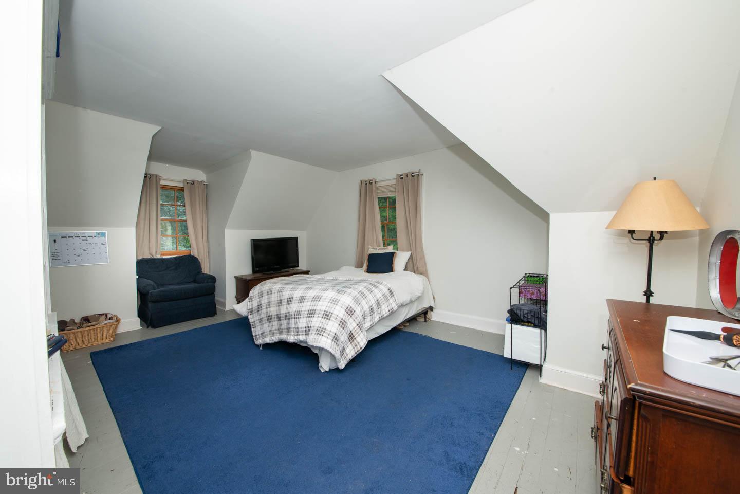 JENKINTOWN - Residential