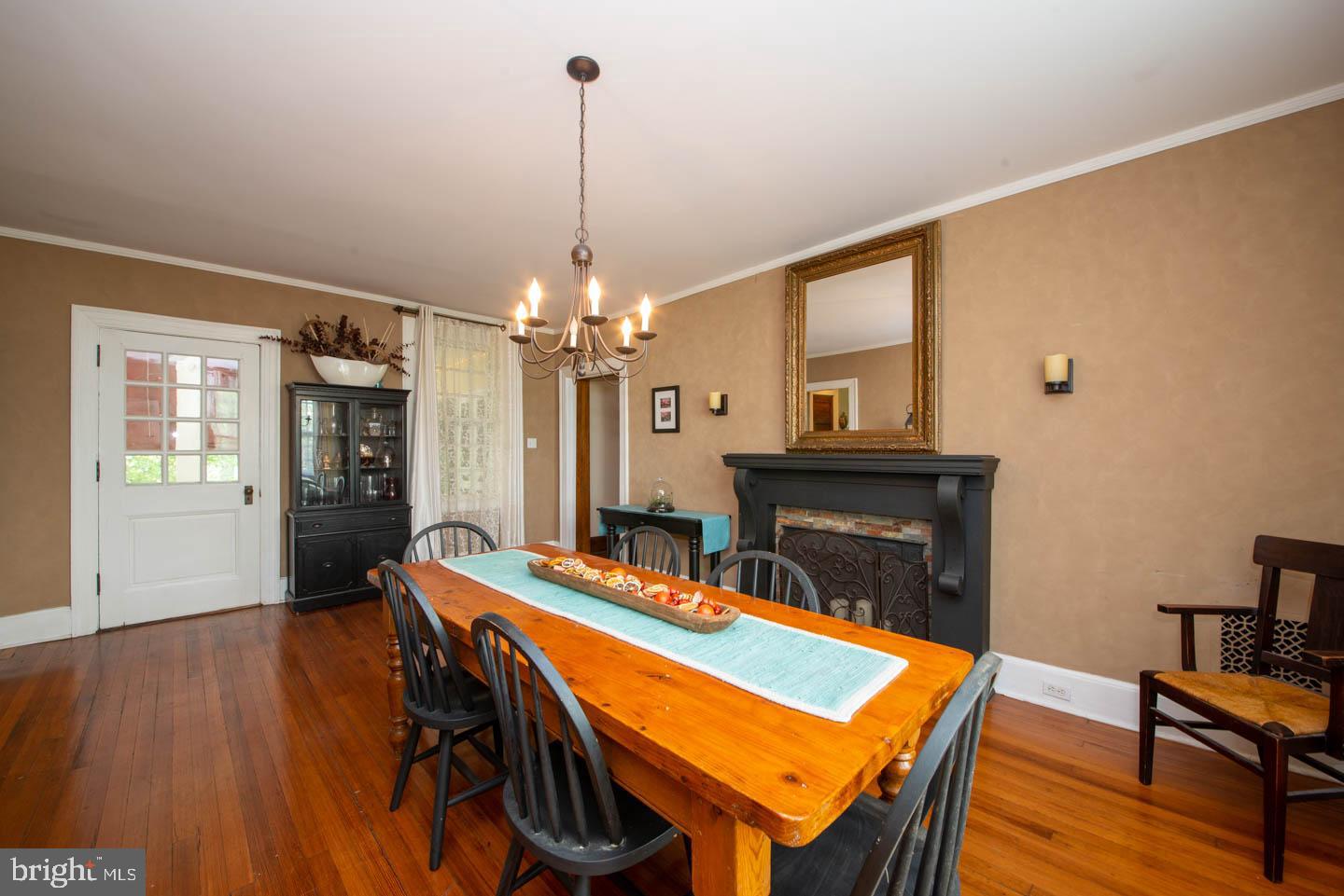 JENKINTOWN - Residential