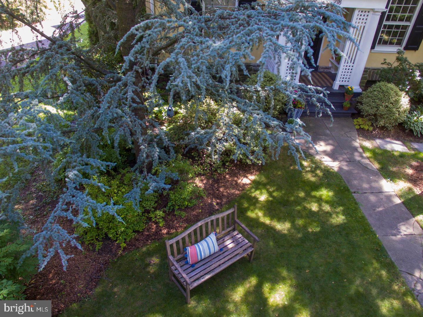 JENKINTOWN - Residential