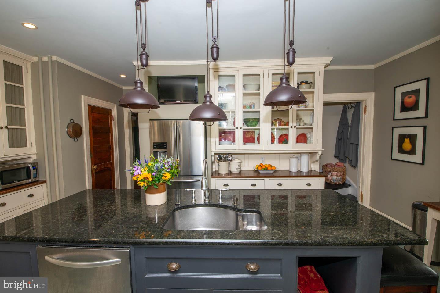 JENKINTOWN - Residential