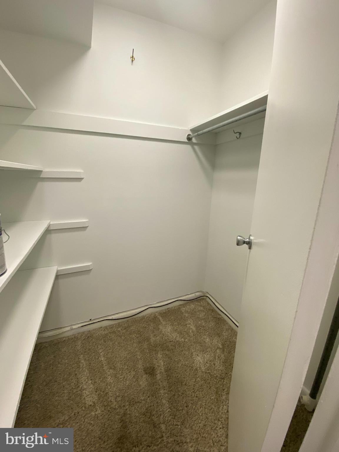 GROSVENOR PARK - Residential Lease