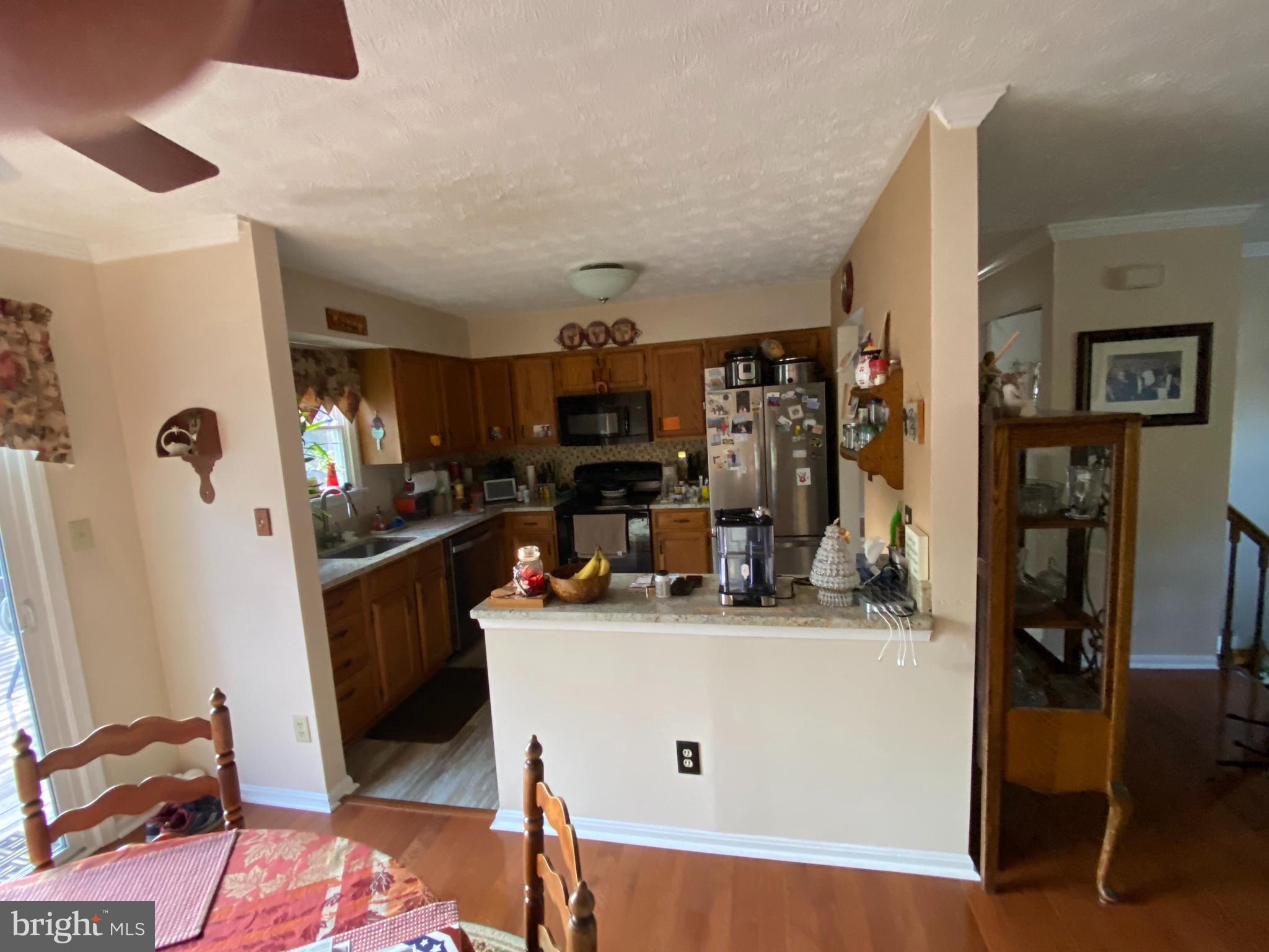 1544 FOUNTAIN GLEN DRIVE