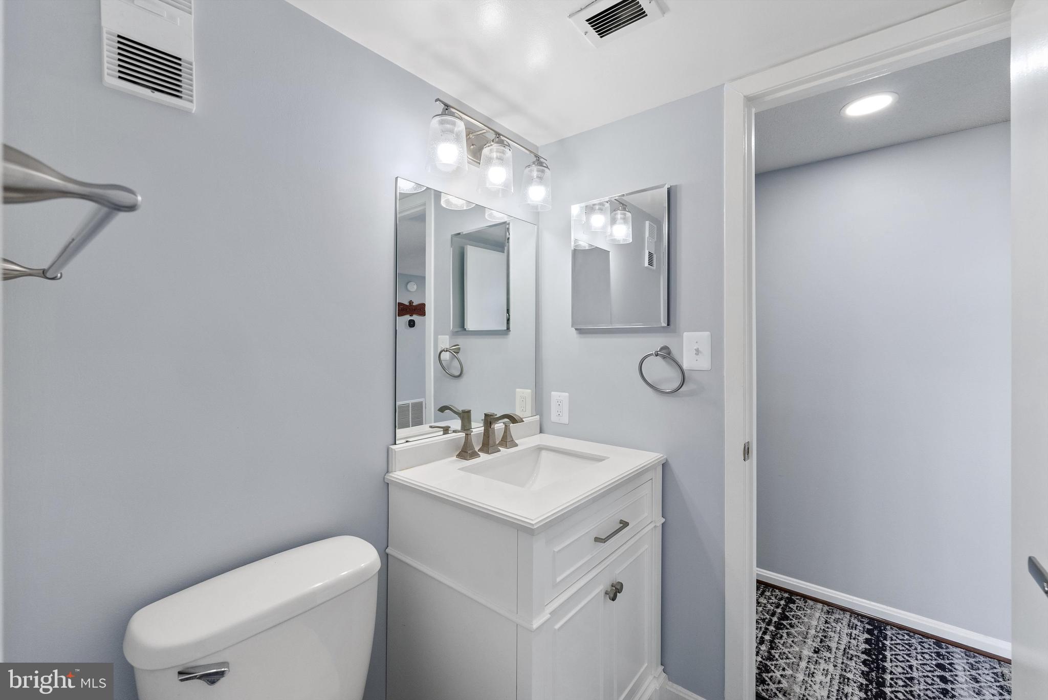 SKYLINE - Residential Lease