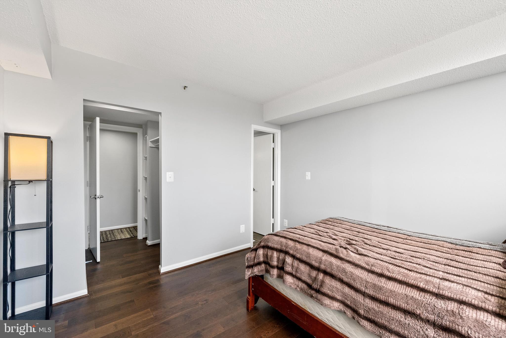 SKYLINE - Residential Lease