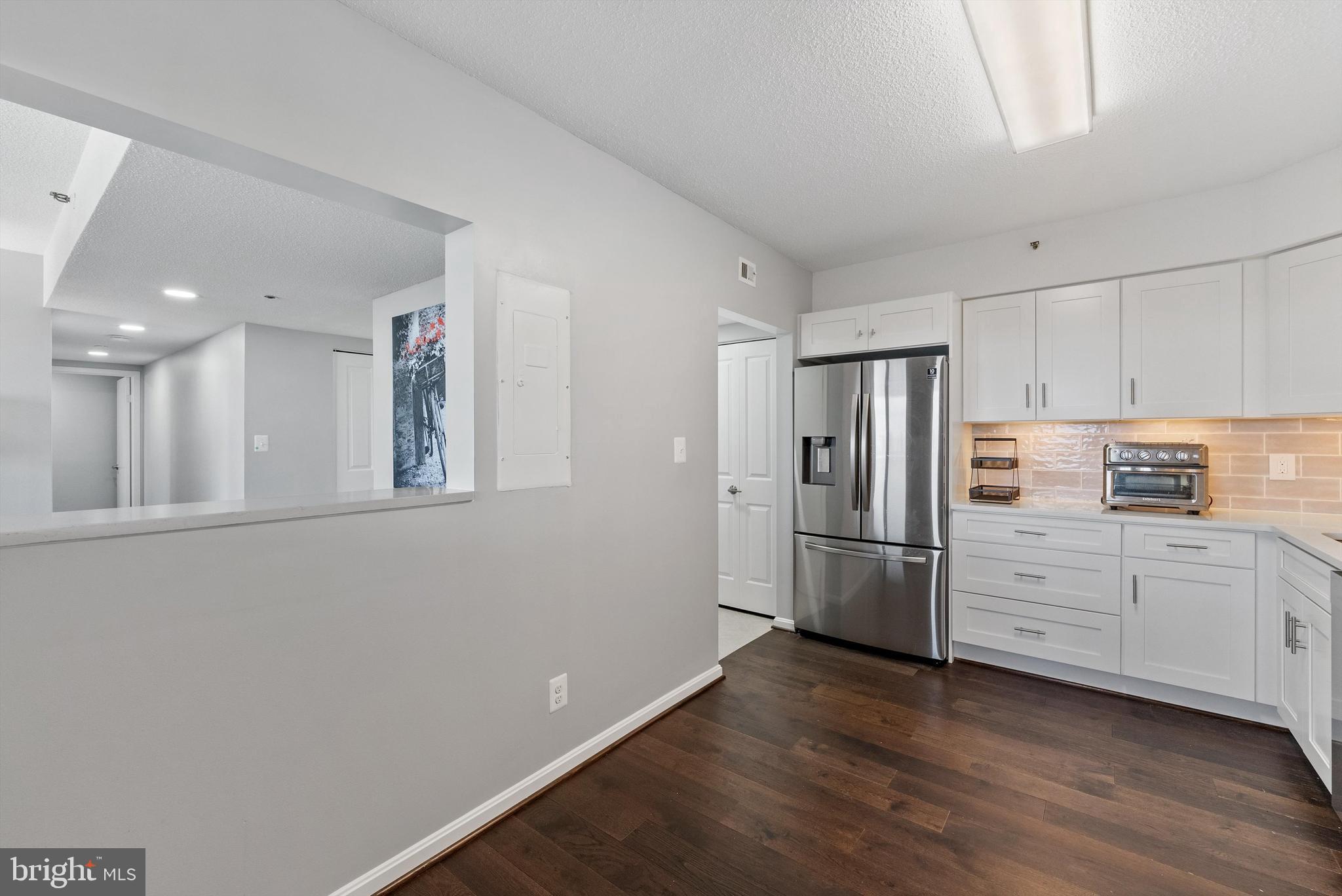 SKYLINE - Residential Lease