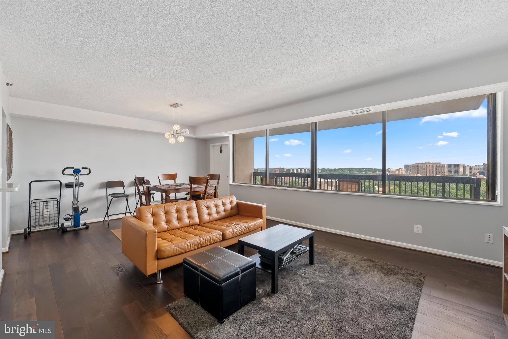 SKYLINE - Residential Lease