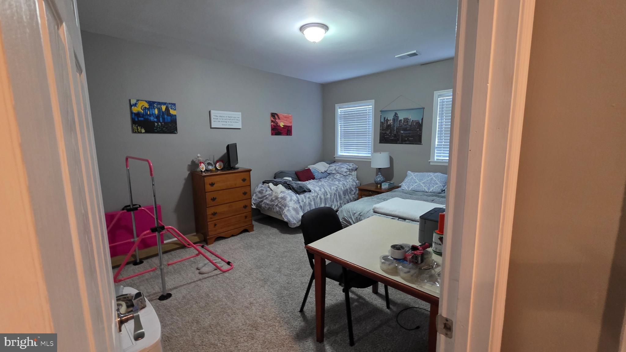 KING PARK WEST - Residential Lease