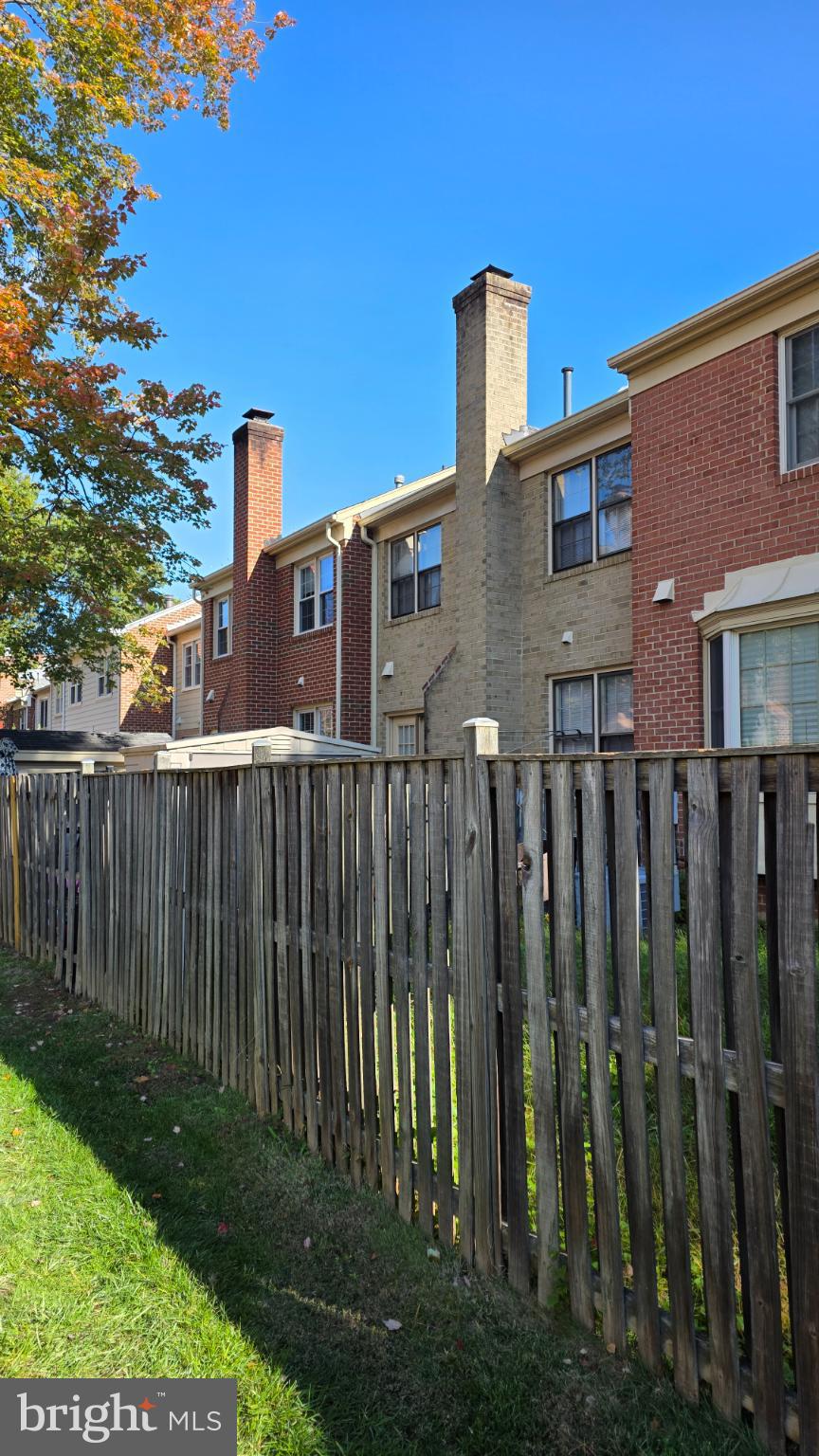 KING PARK WEST - Residential Lease