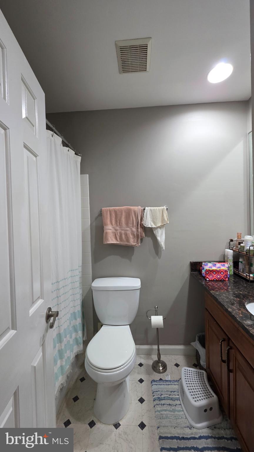 KING PARK WEST - Residential Lease