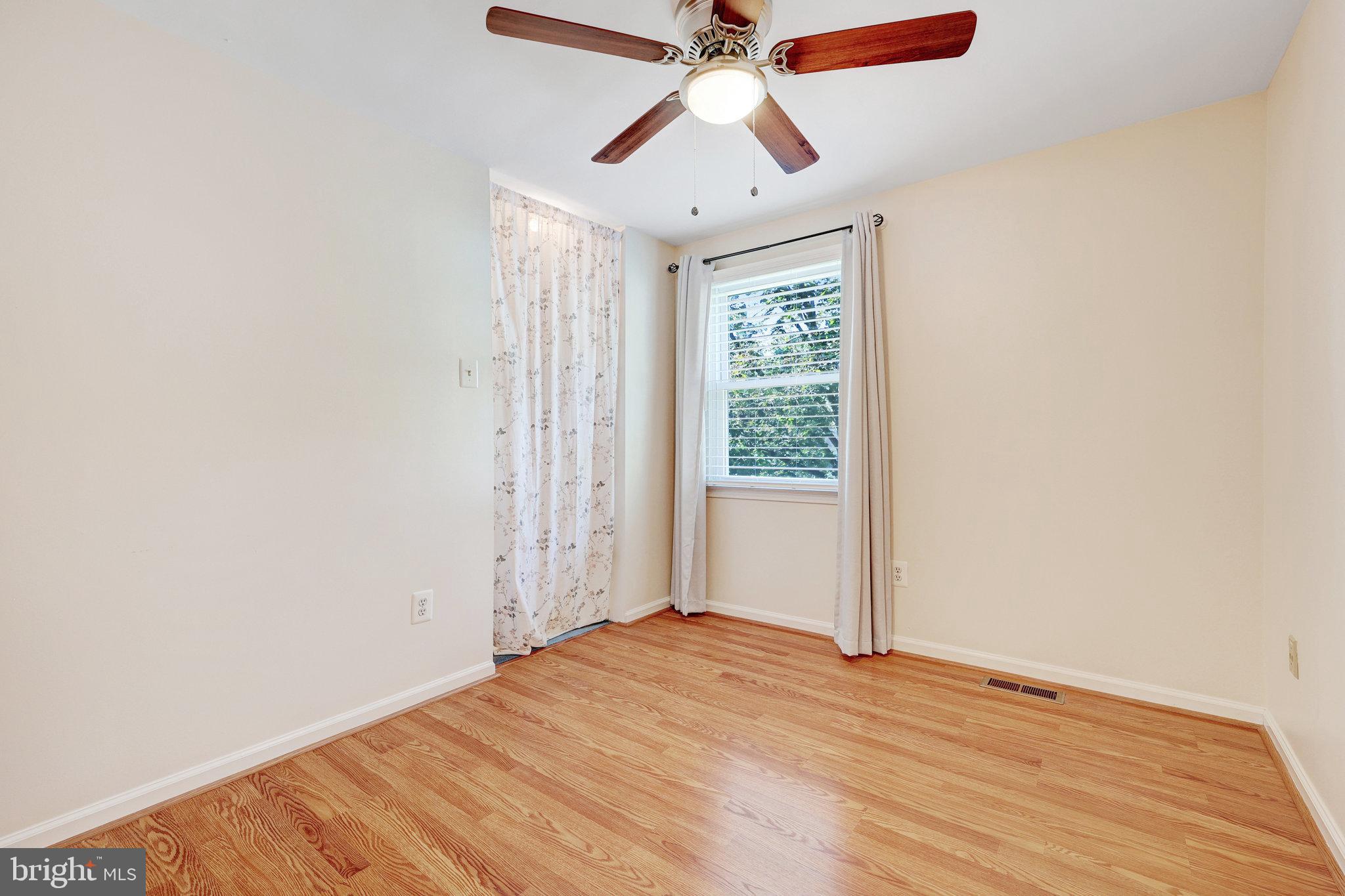 HIDDENBROOK - Residential Lease