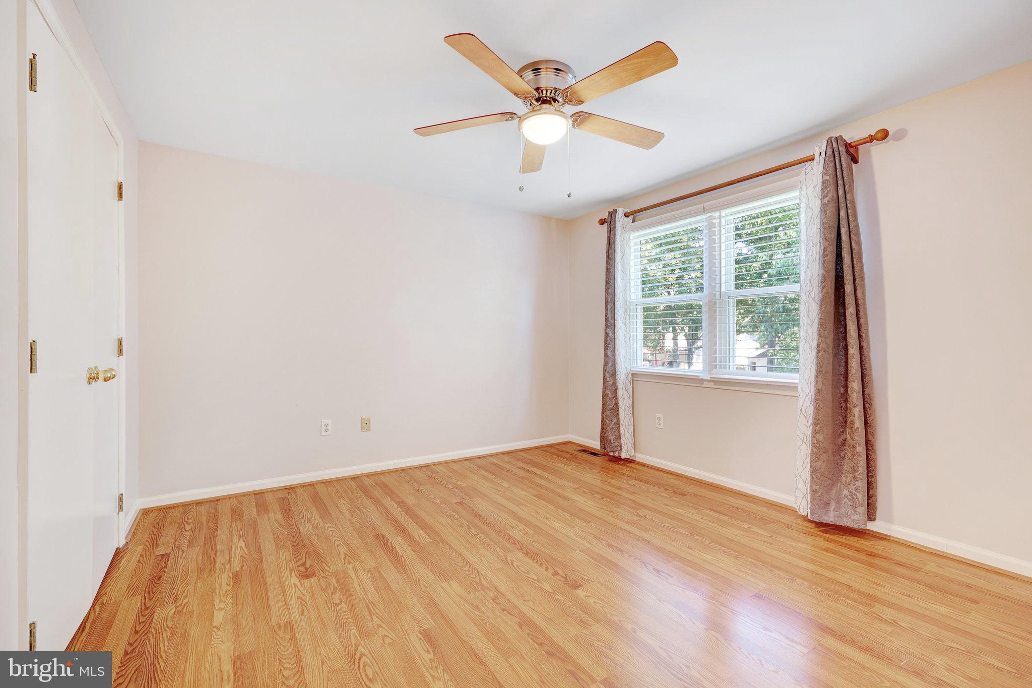 HIDDENBROOK - Residential Lease