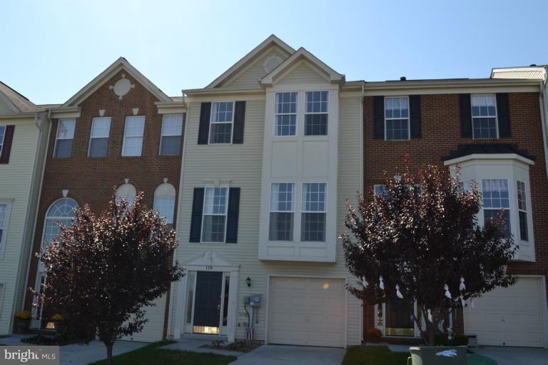 VILLAGE AT OXBOW ESTATES - Residential Lease