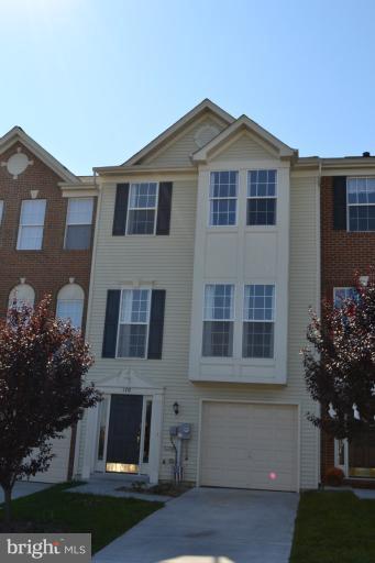 VILLAGE AT OXBOW ESTATES - Residential Lease