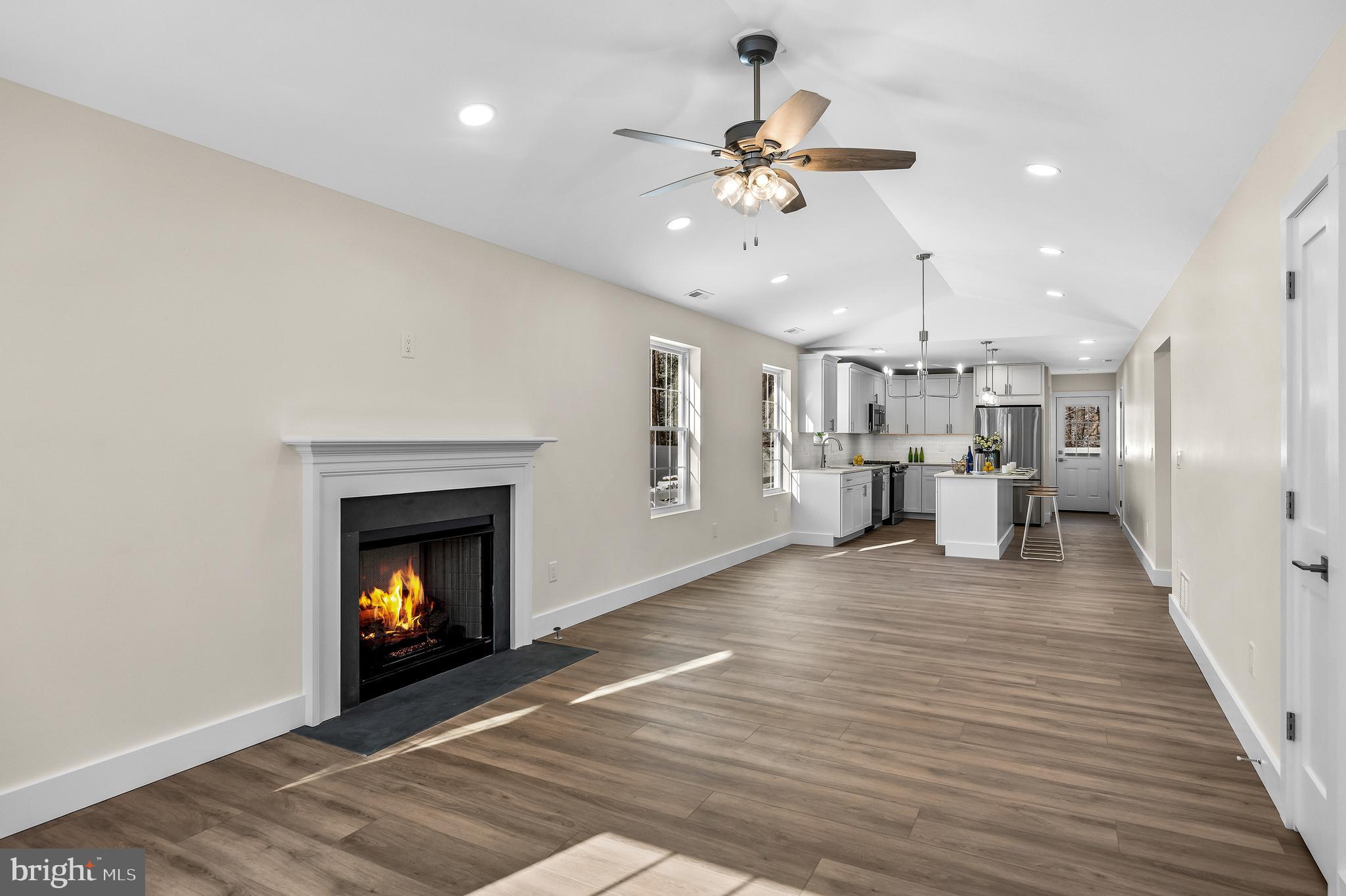 154 TAUNTON BOULEVARD