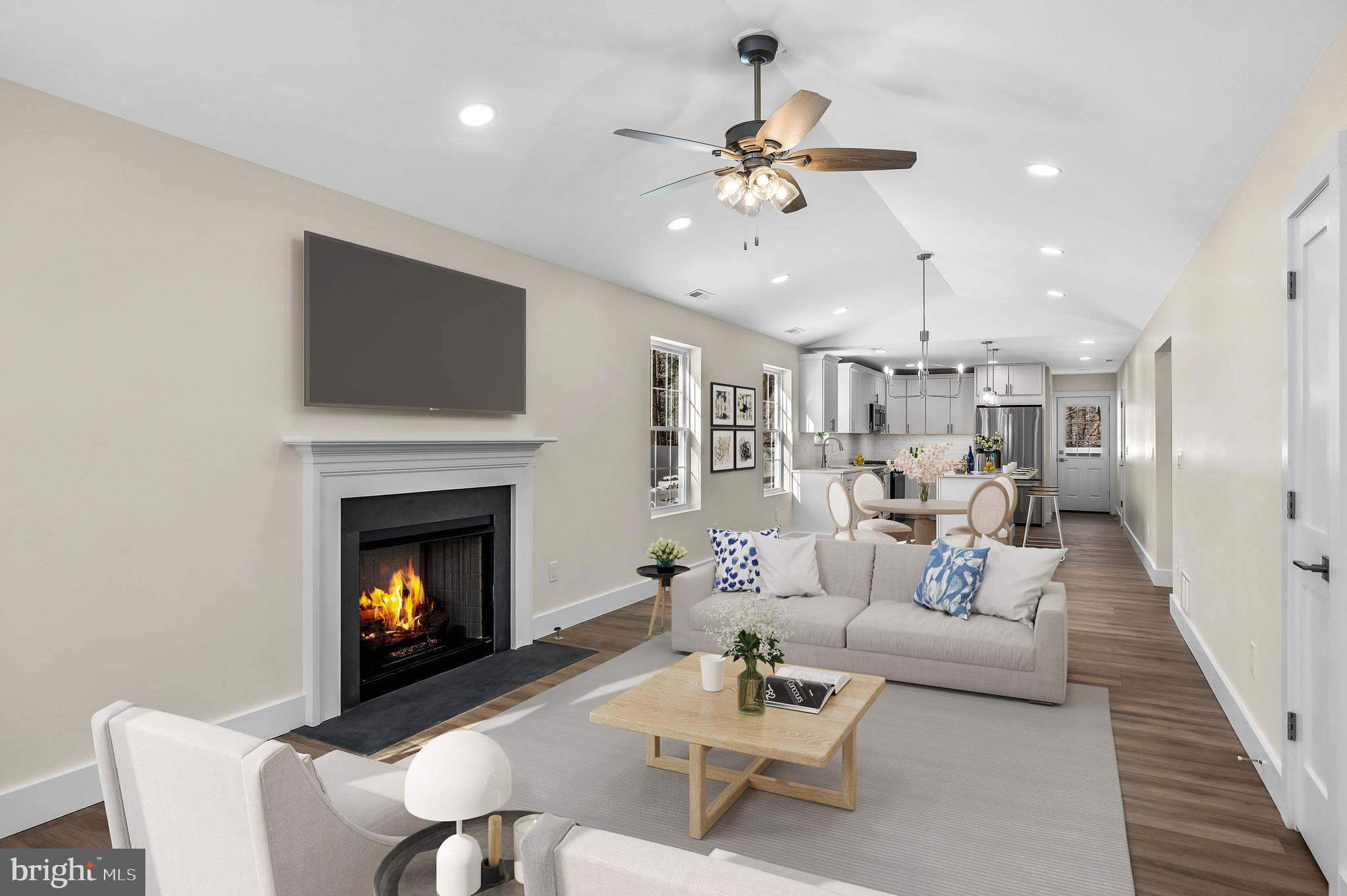 154 TAUNTON BOULEVARD