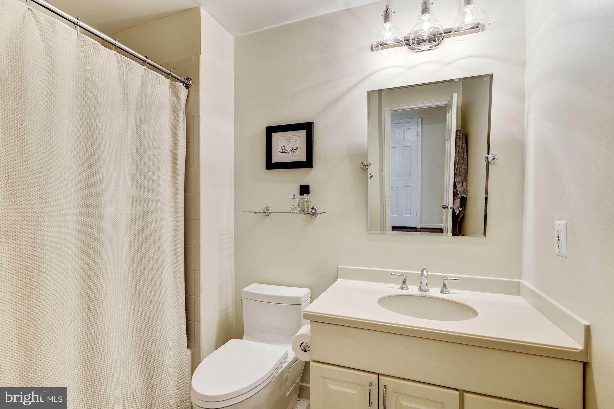 RIVER FALLS - Residential