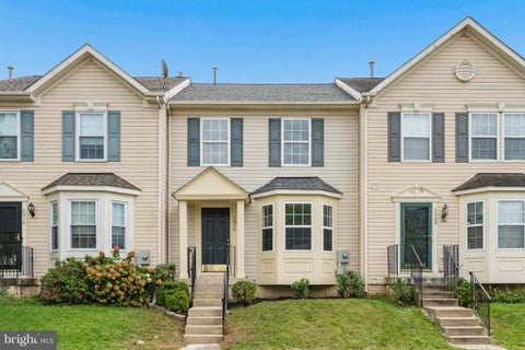 Townhouse For Sale - 2010 Rosecrans Ct<br/> FREDERICK, MD 21702