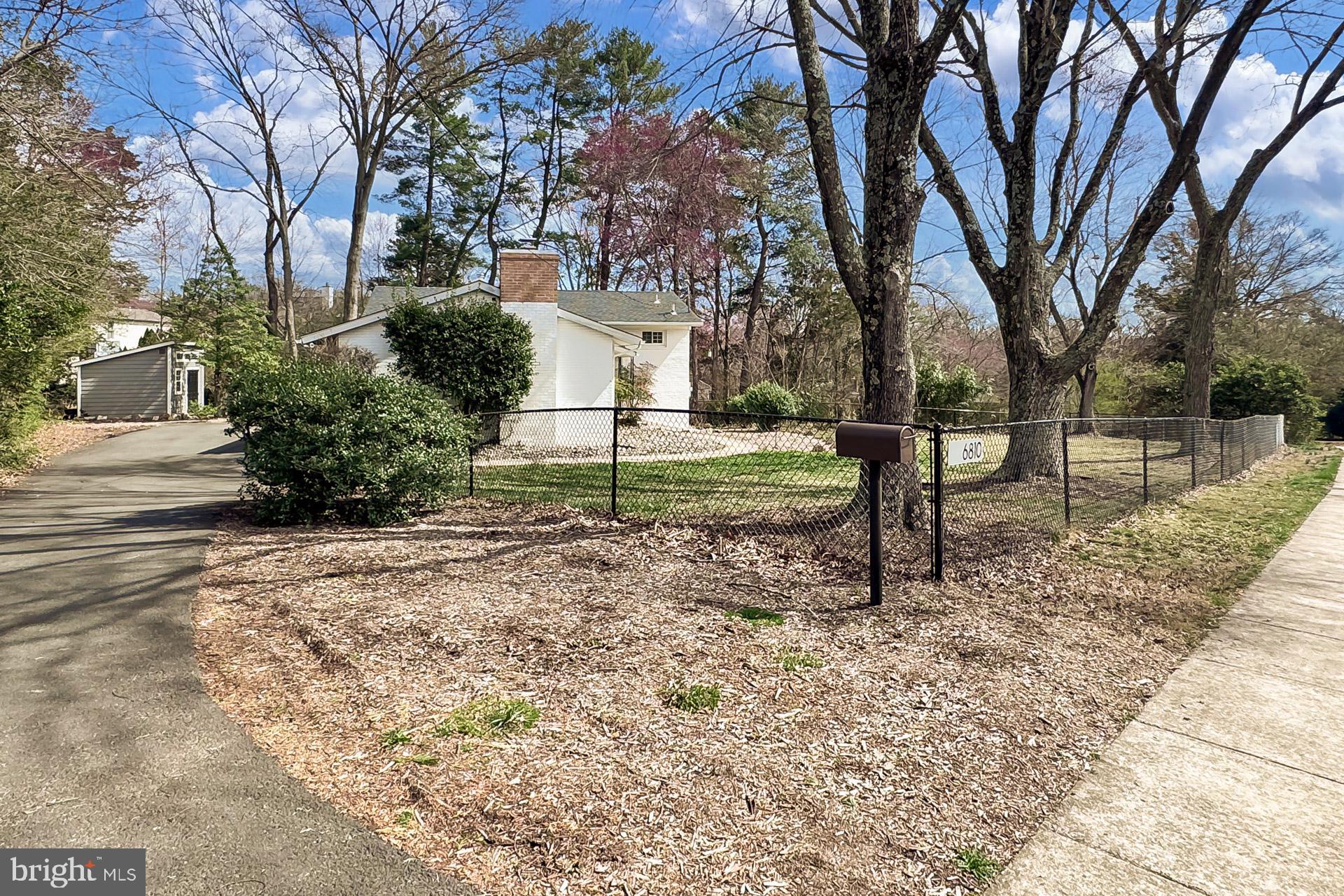 VALLEY BROOK - Residential