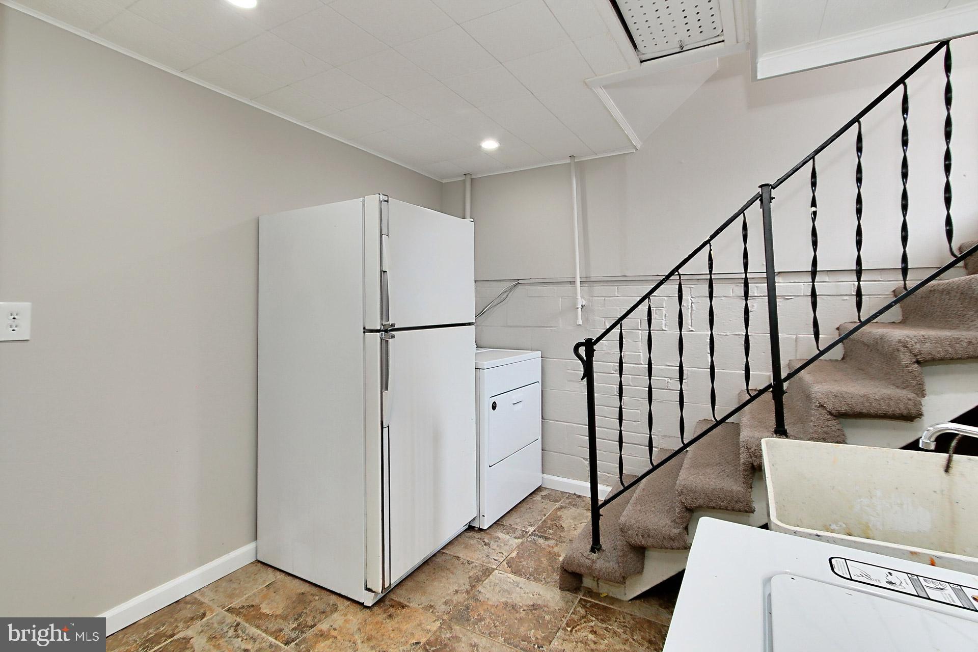 VALLEY BROOK - Residential