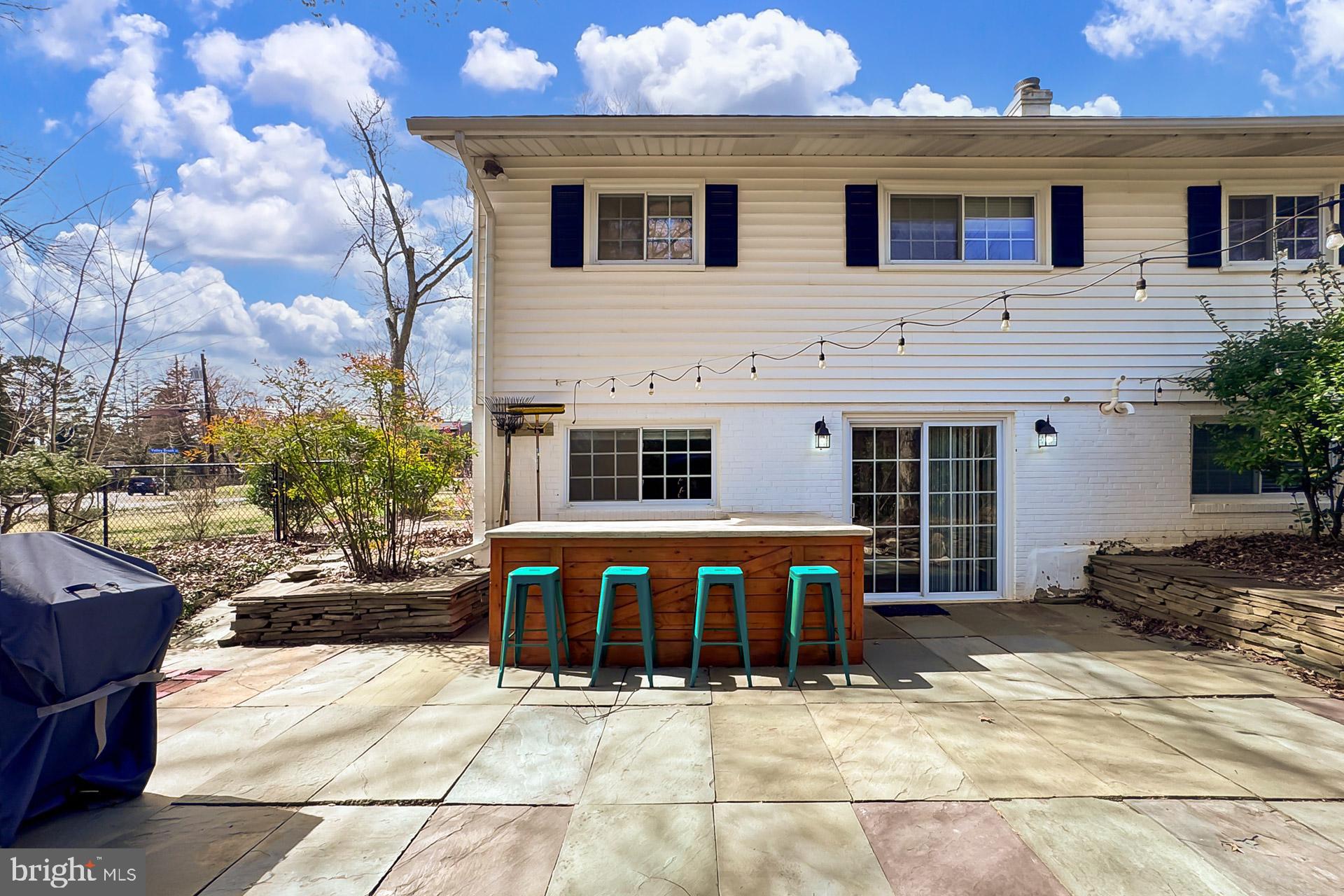 VALLEY BROOK - Residential