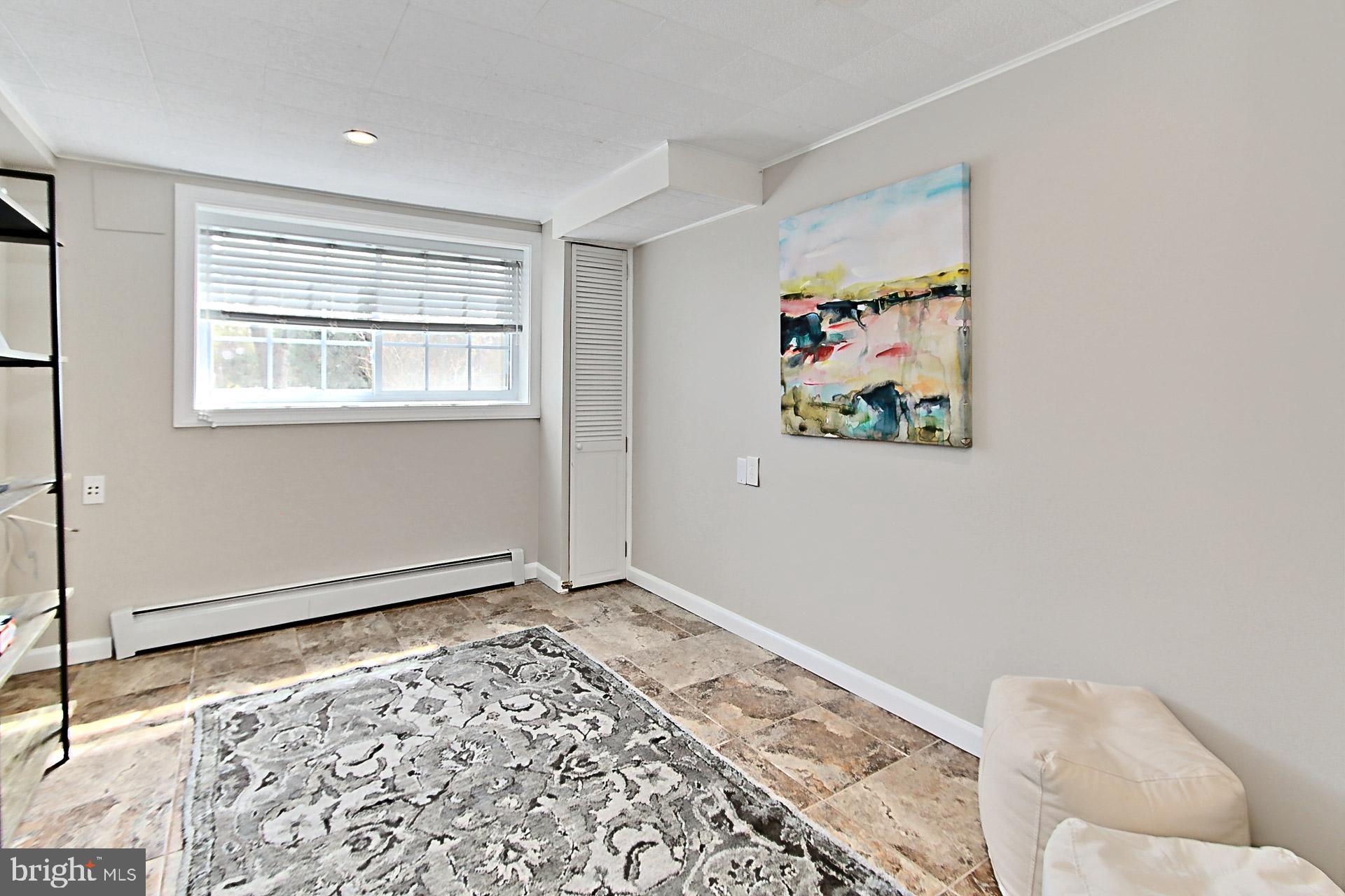 VALLEY BROOK - Residential