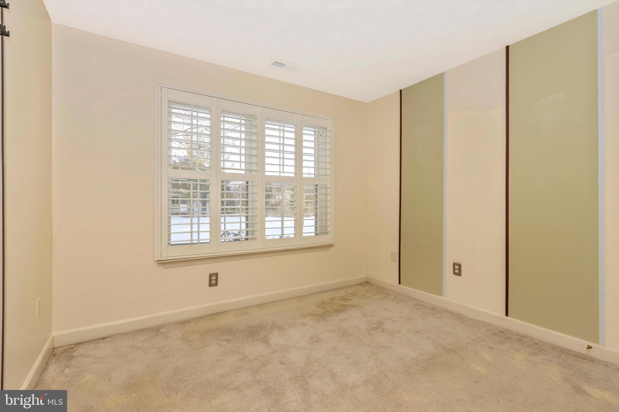 SPRING RIDGE - Residential