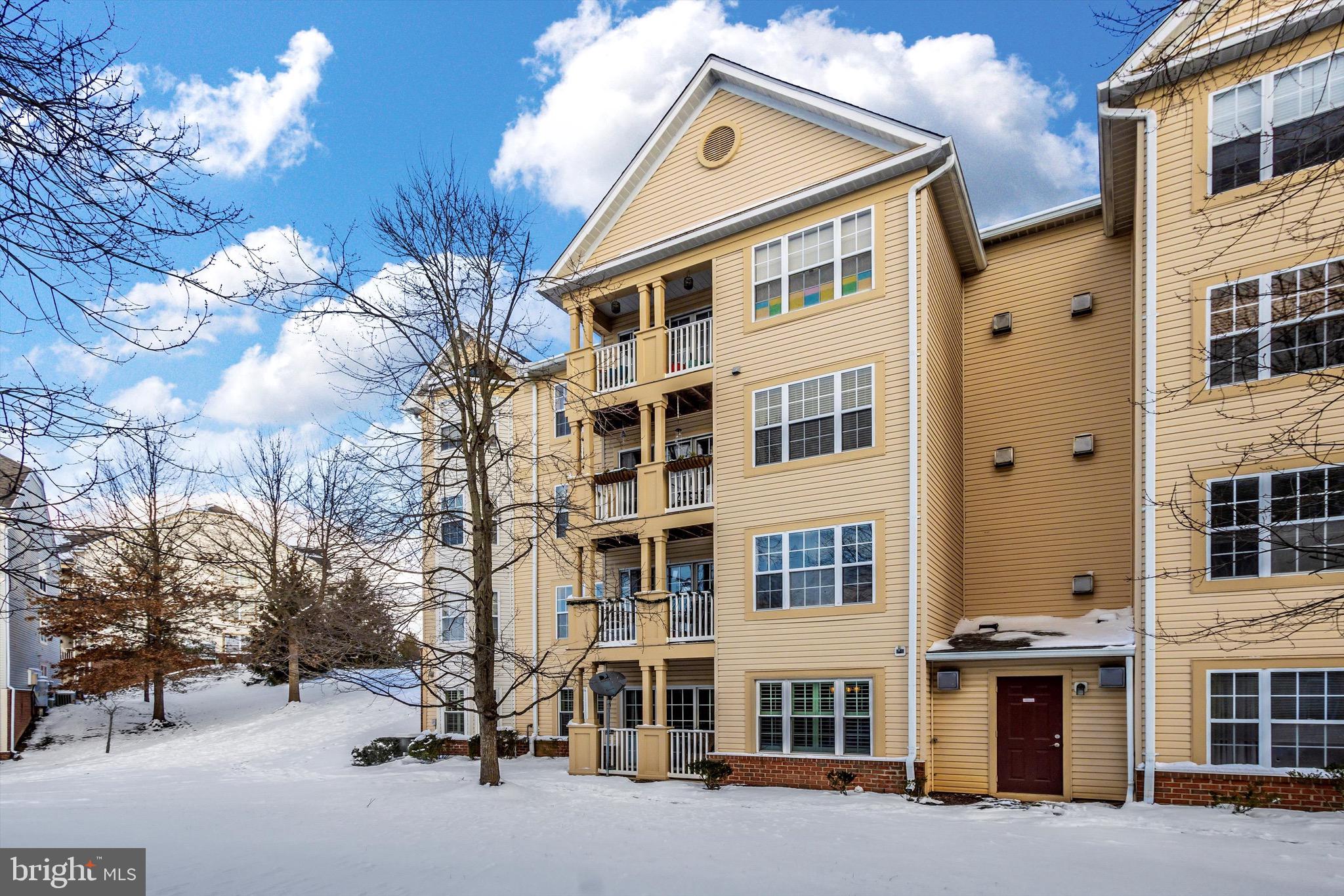 SPRING RIDGE - Residential