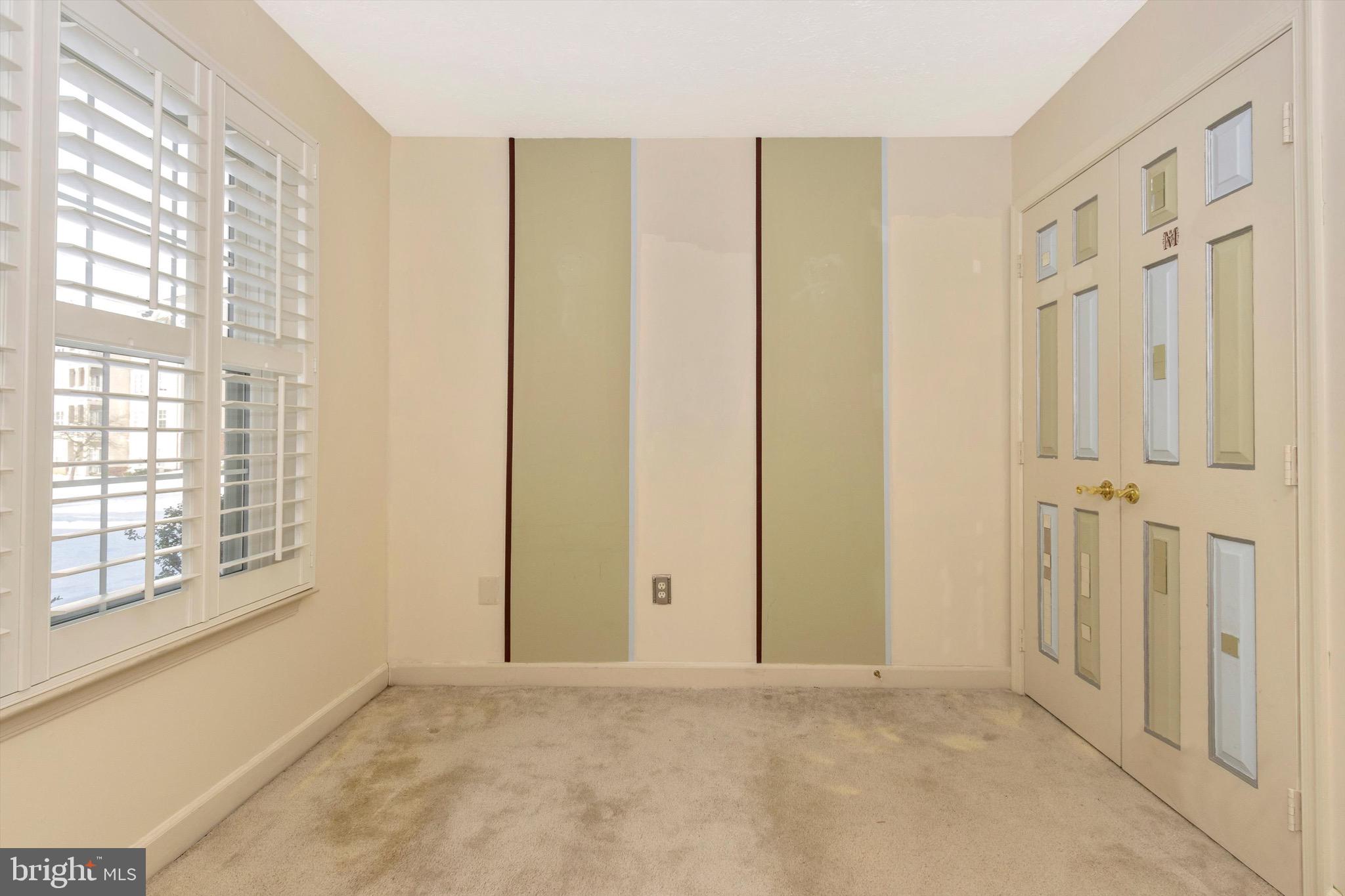 SPRING RIDGE - Residential