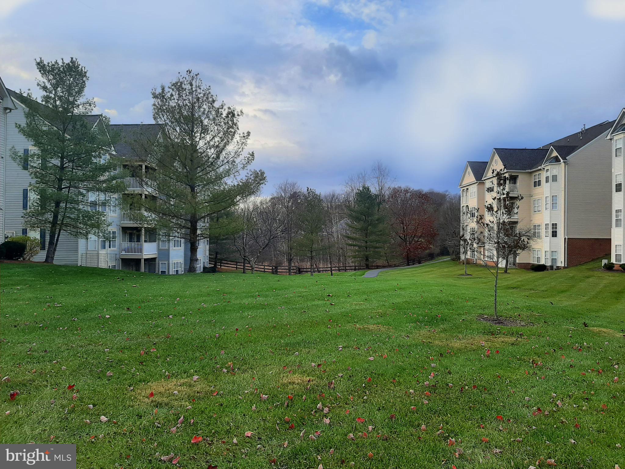 SPRING RIDGE - Residential