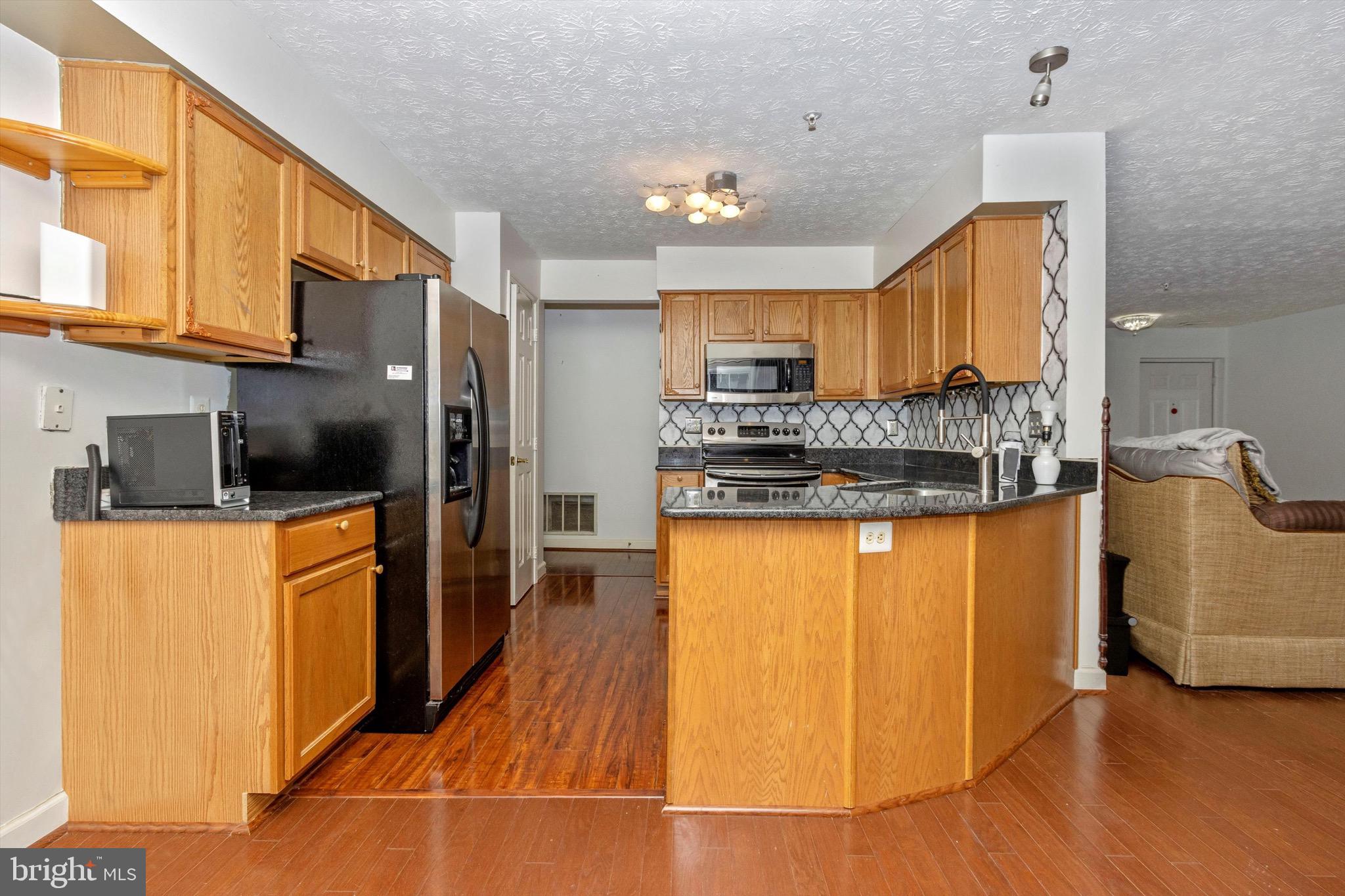 SPRING RIDGE - Residential