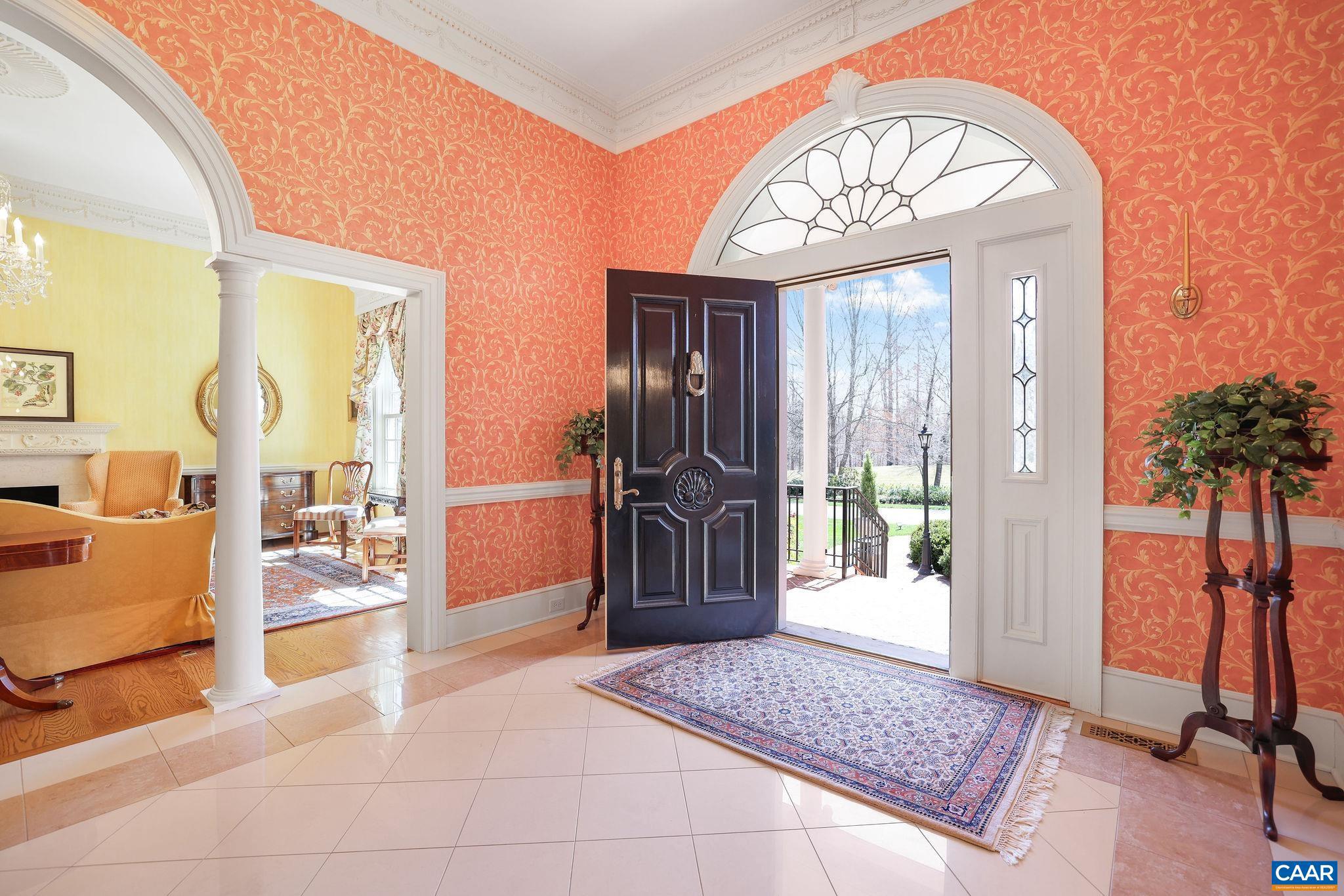 6385 INDIAN RIDGE DR