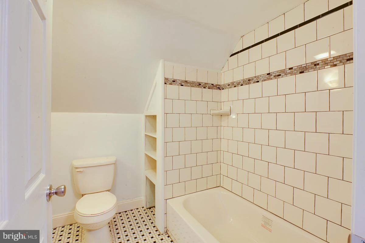 HAMILTON HEIGHTS - Residential Lease