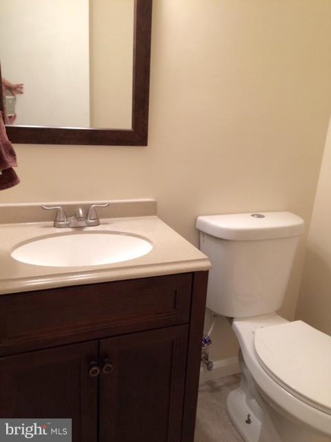 LONDON SQUARE - Residential Lease