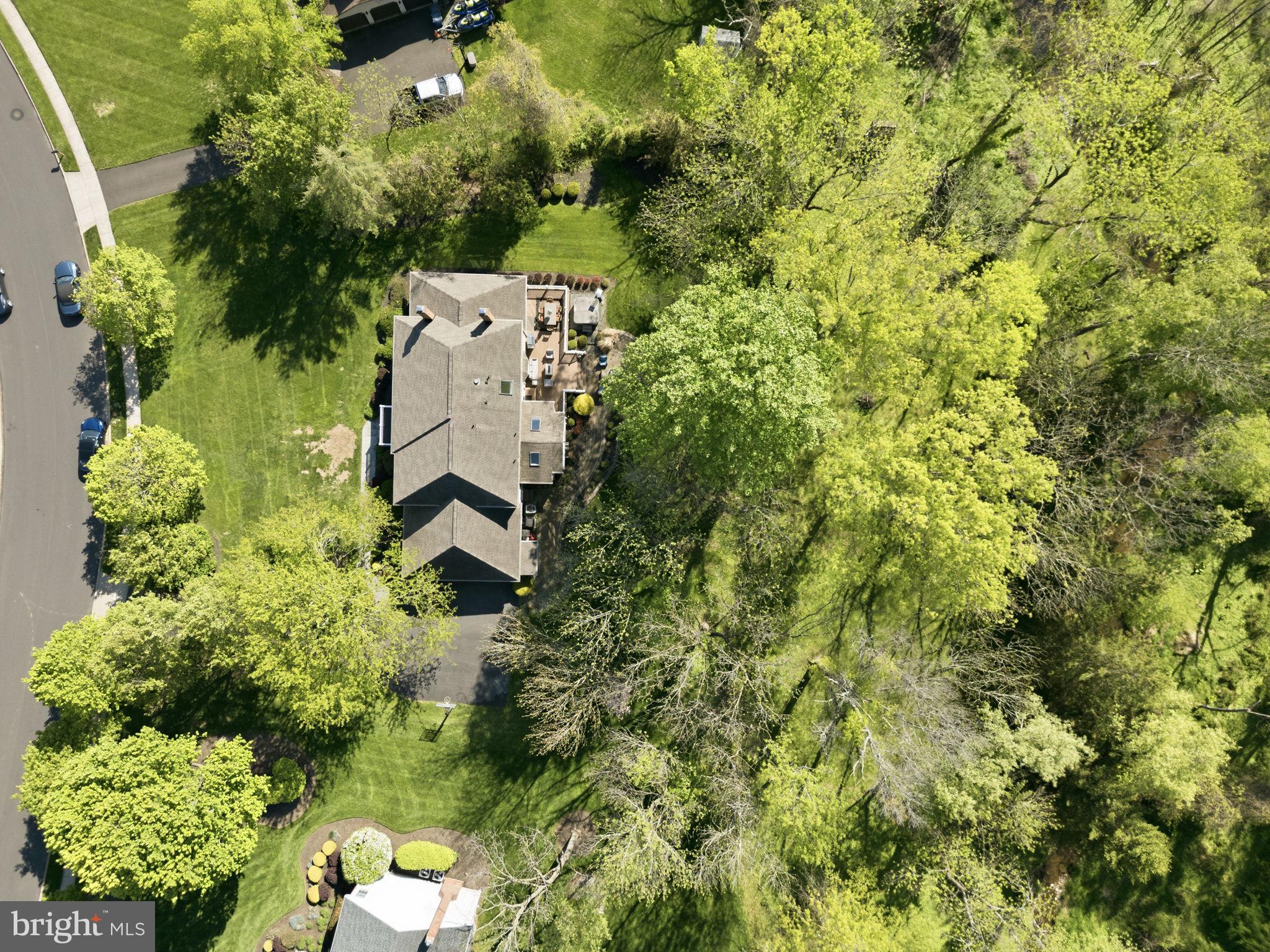 MAKEFIELD BROOK - Residential