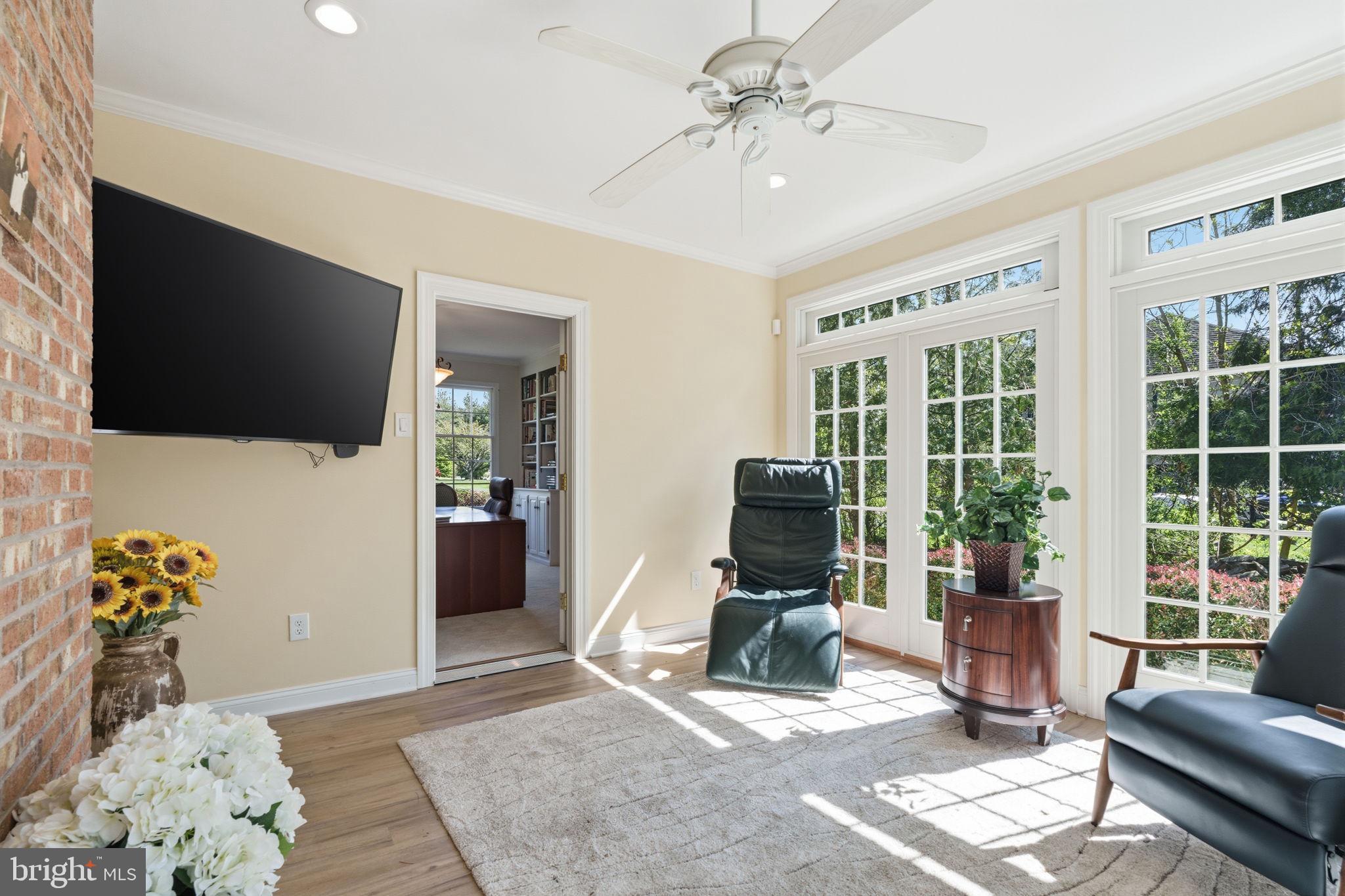 MAKEFIELD BROOK - Residential