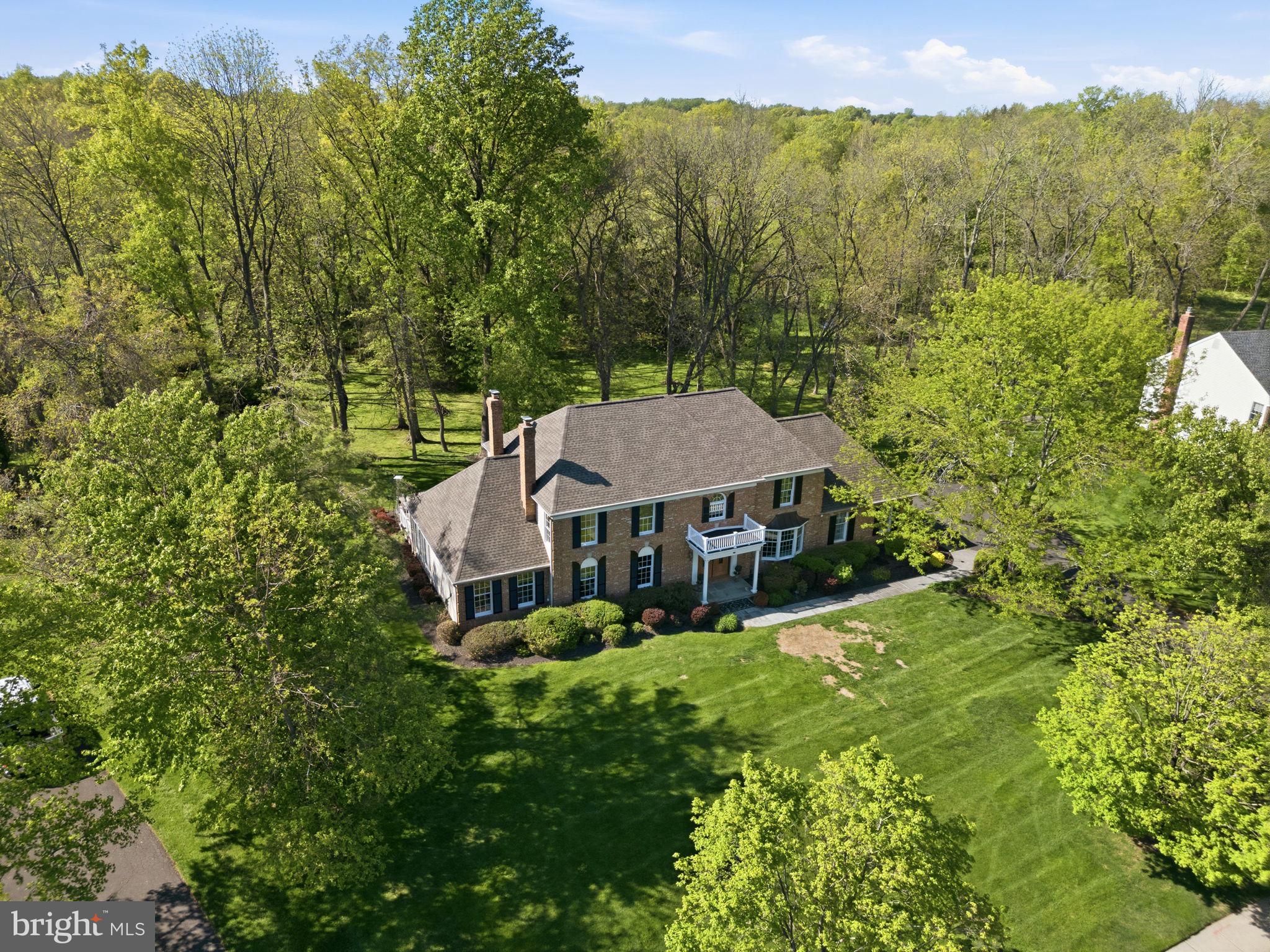 MAKEFIELD BROOK - Residential
