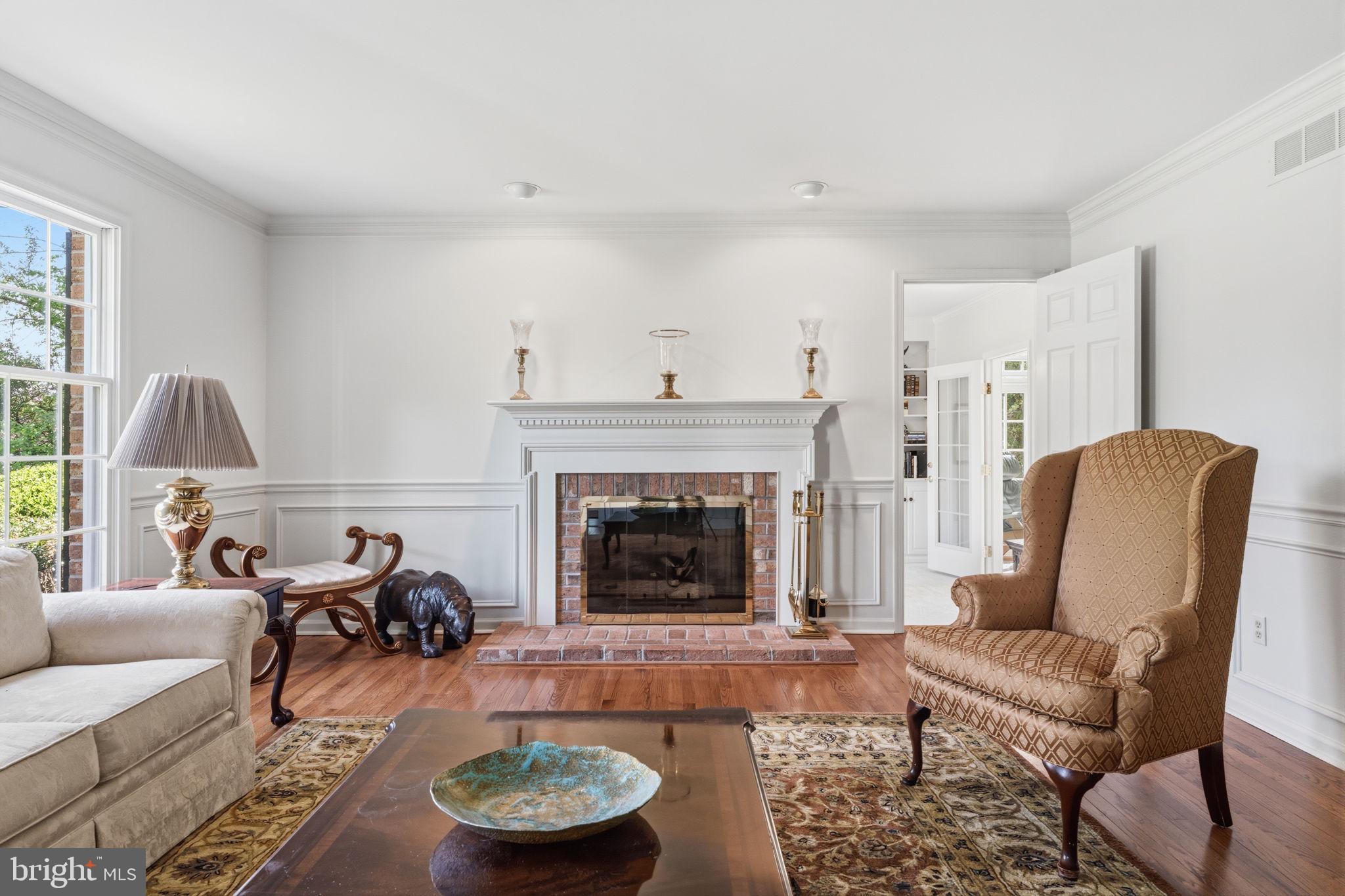 MAKEFIELD BROOK - Residential