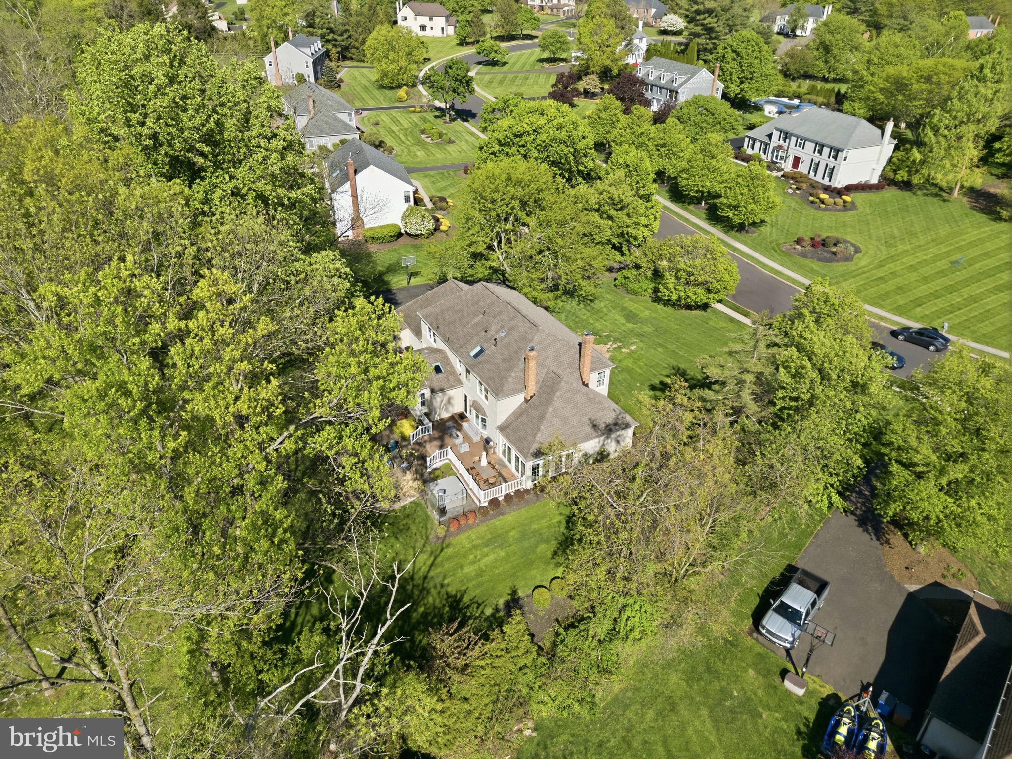 MAKEFIELD BROOK - Residential