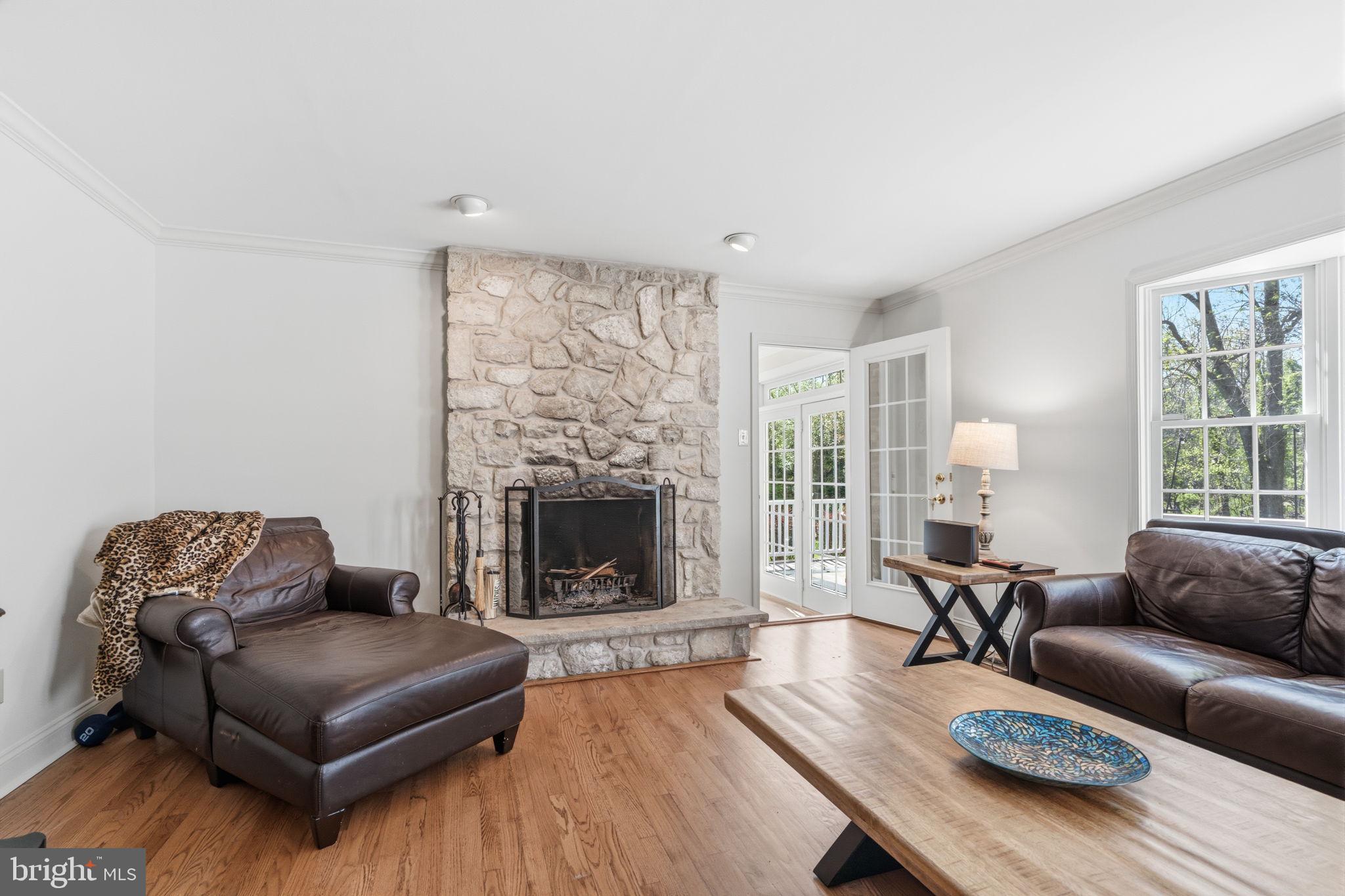 MAKEFIELD BROOK - Residential