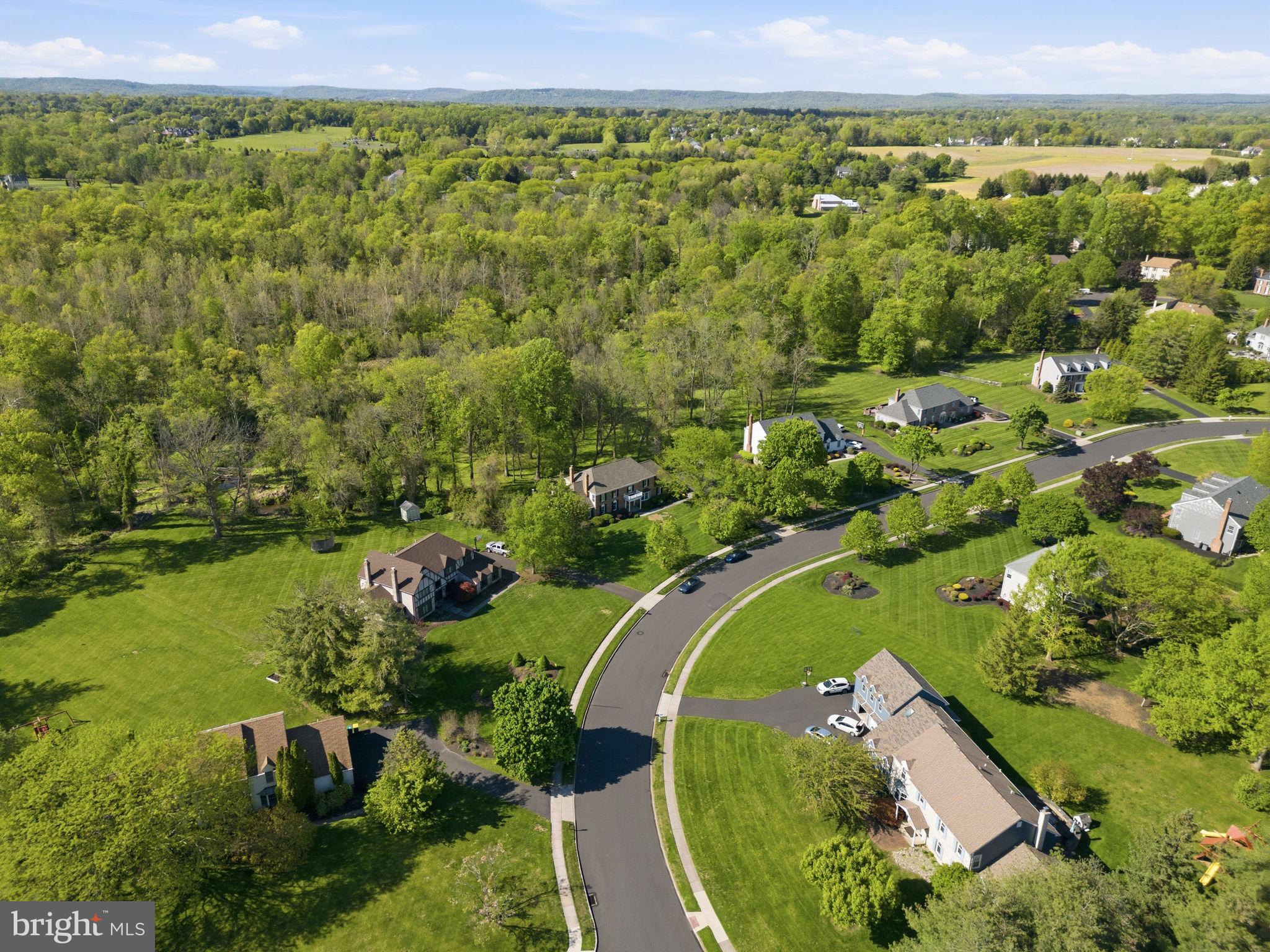 MAKEFIELD BROOK - Residential