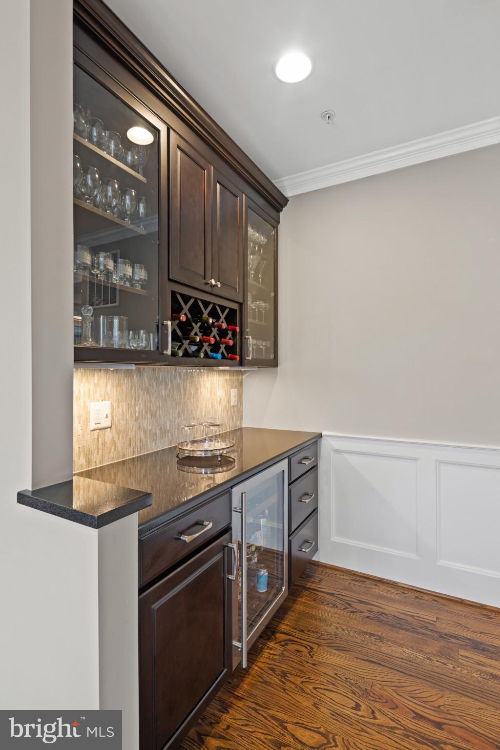 OAKWOOD KNOLLS - Residential