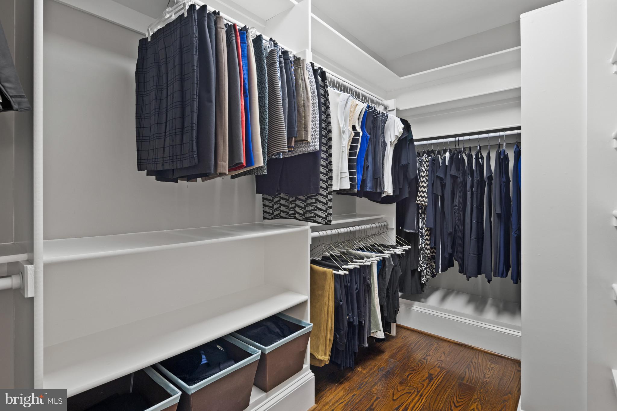 OAKWOOD KNOLLS - Residential