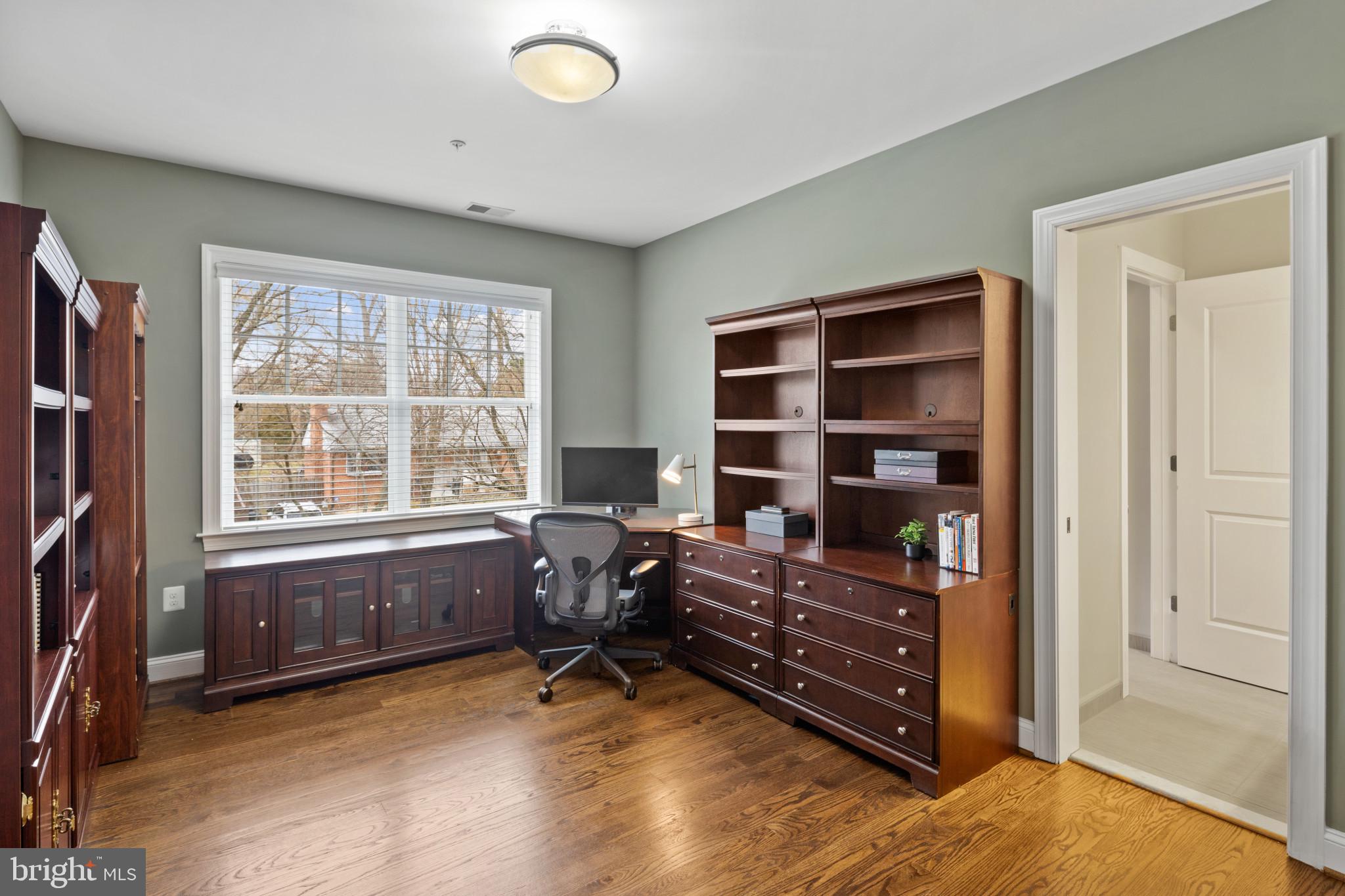 OAKWOOD KNOLLS - Residential