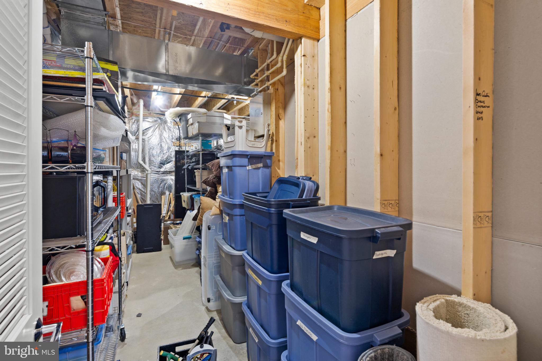 OAKWOOD KNOLLS - Residential