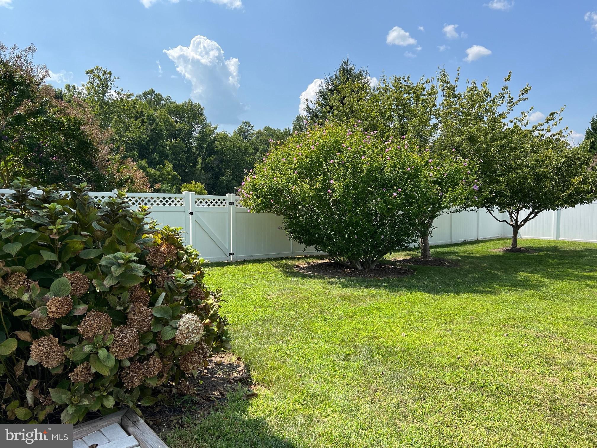 HANOVER FARMS - Residential