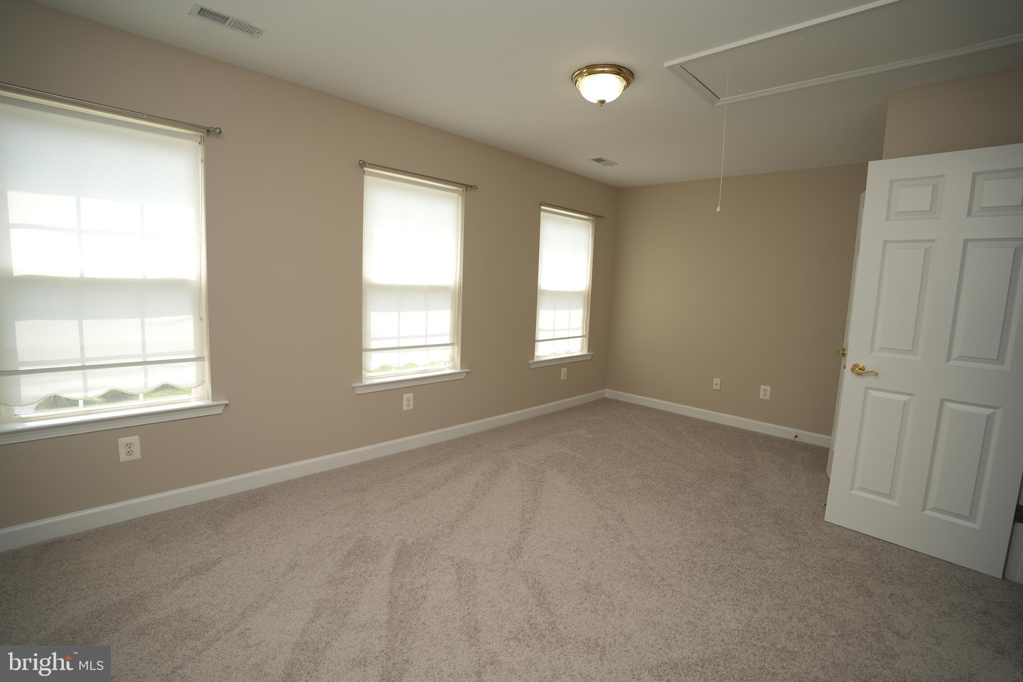 HANOVER FARMS - Residential