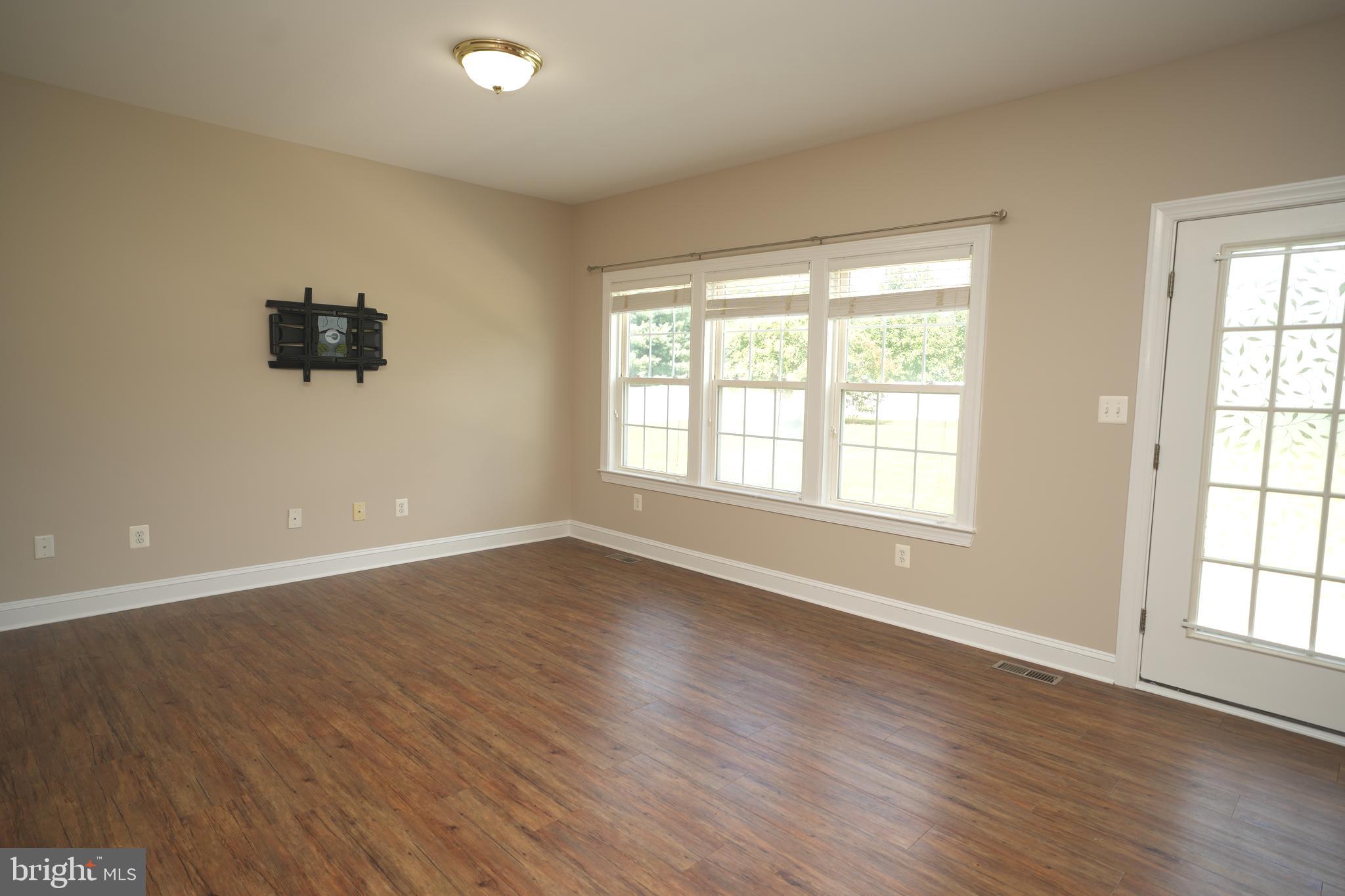 HANOVER FARMS - Residential