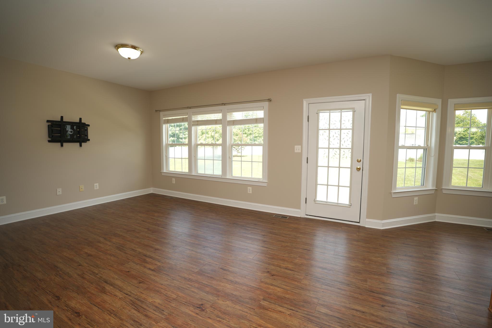 HANOVER FARMS - Residential