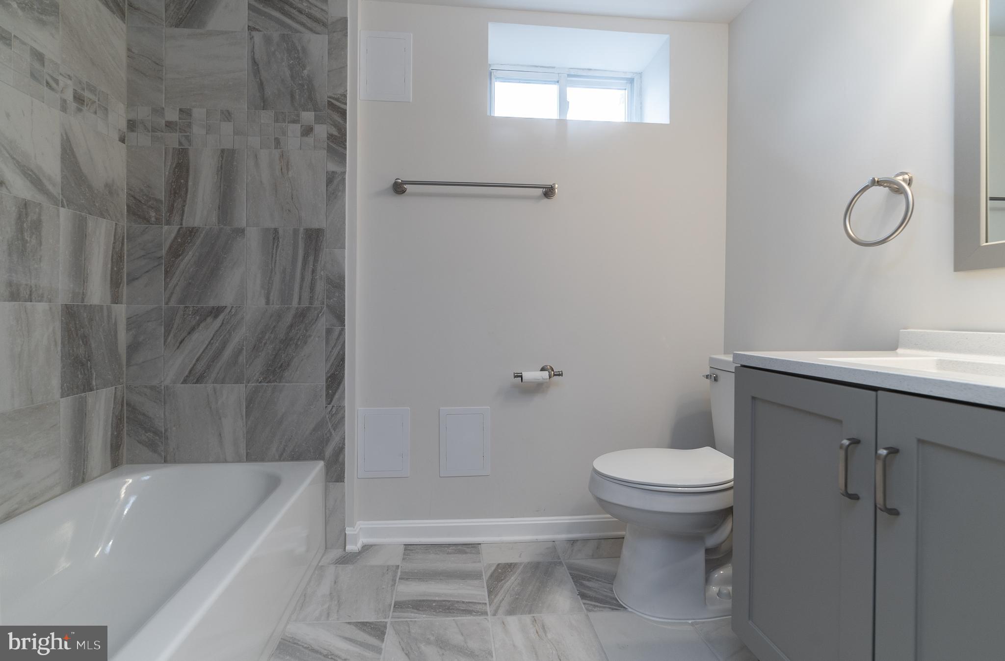 MAPLE HILL - Residential