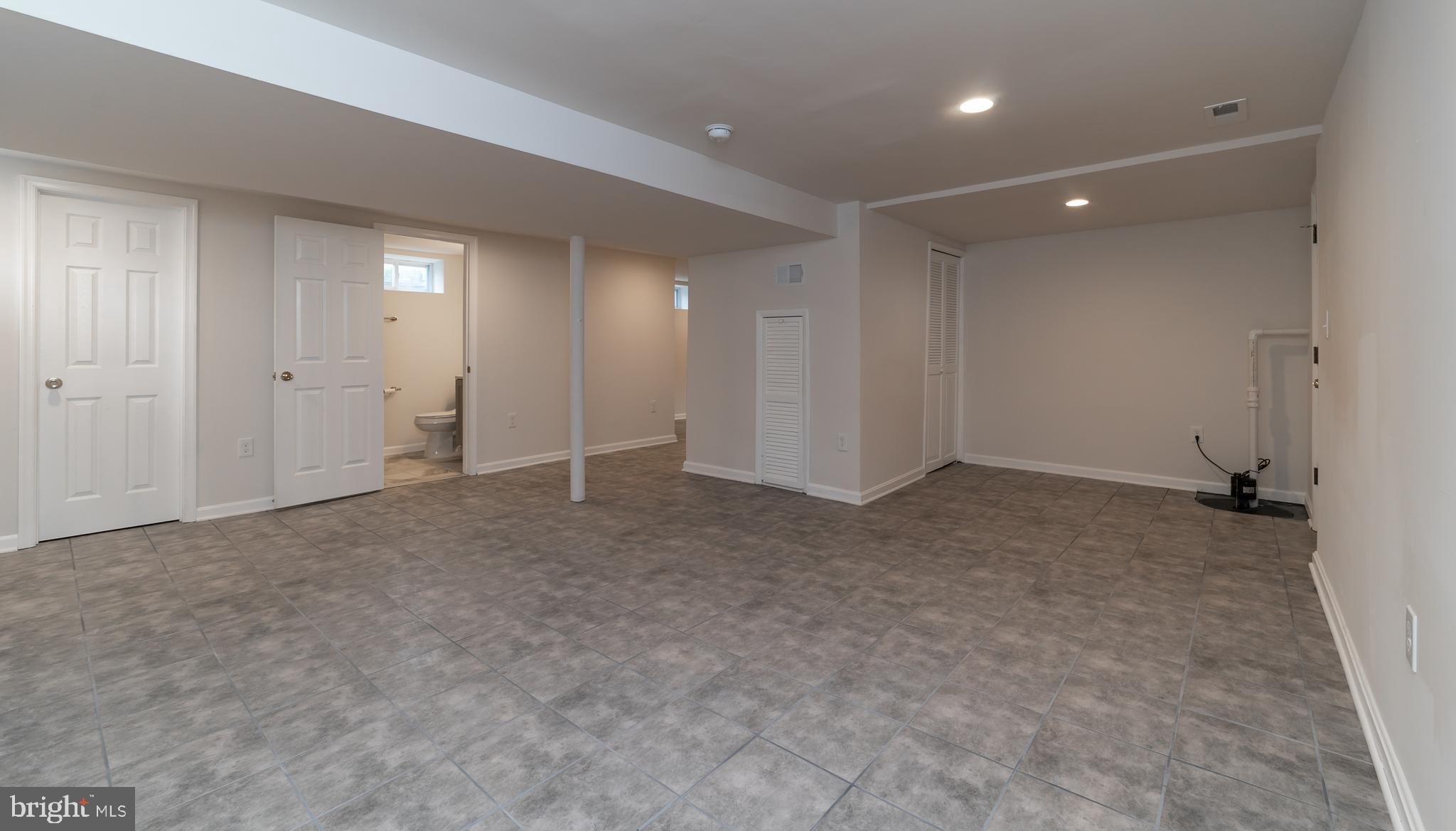 MAPLE HILL - Residential